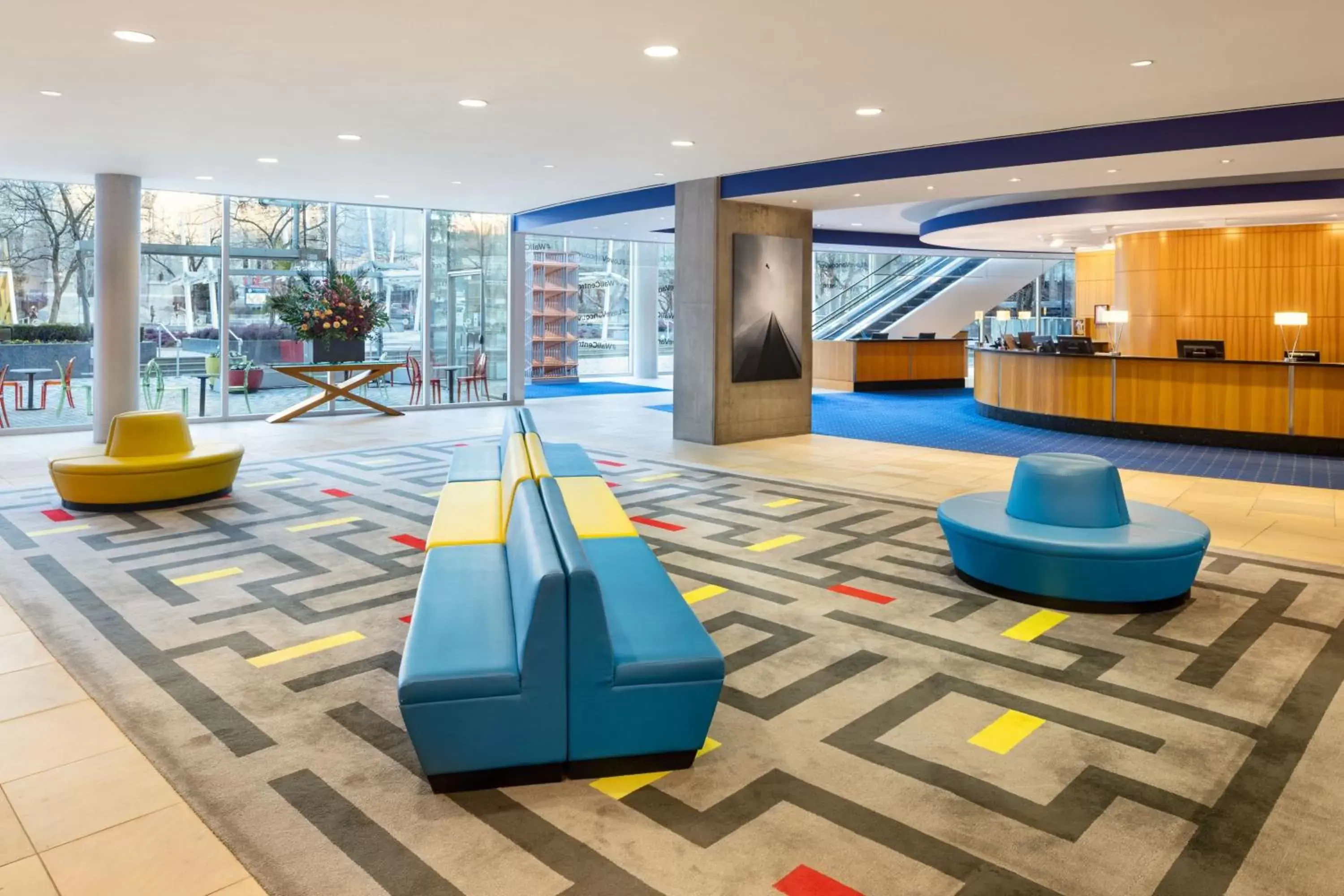 Lobby or reception, Swimming Pool in Sheraton Vancouver Wall Centre