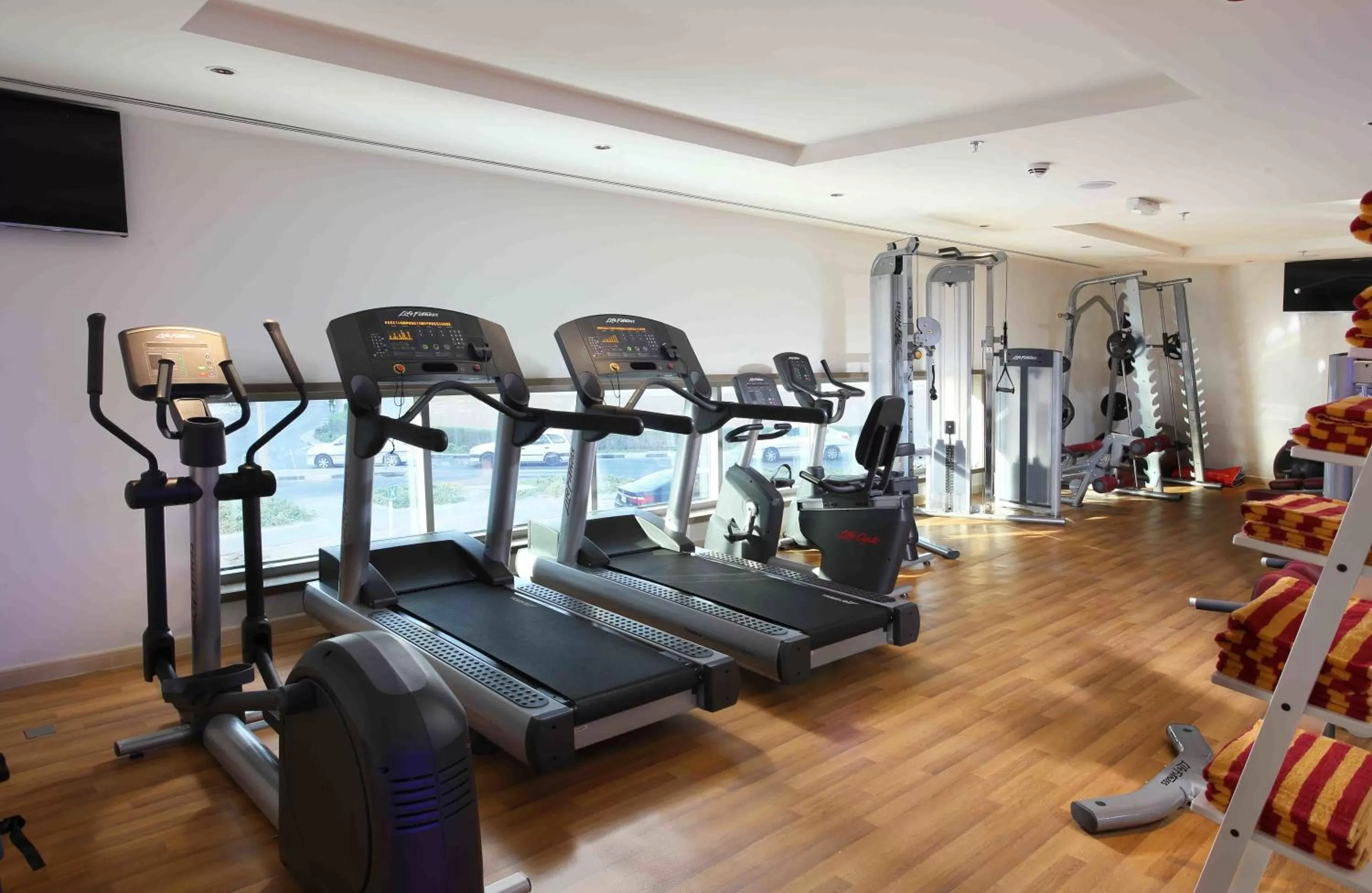Fitness centre/facilities in Ibis Styles Dubai Jumeira