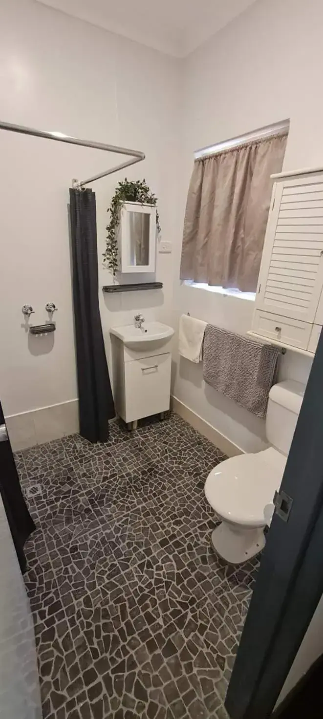 Bathroom in Ningaloo Lodge Exmouth