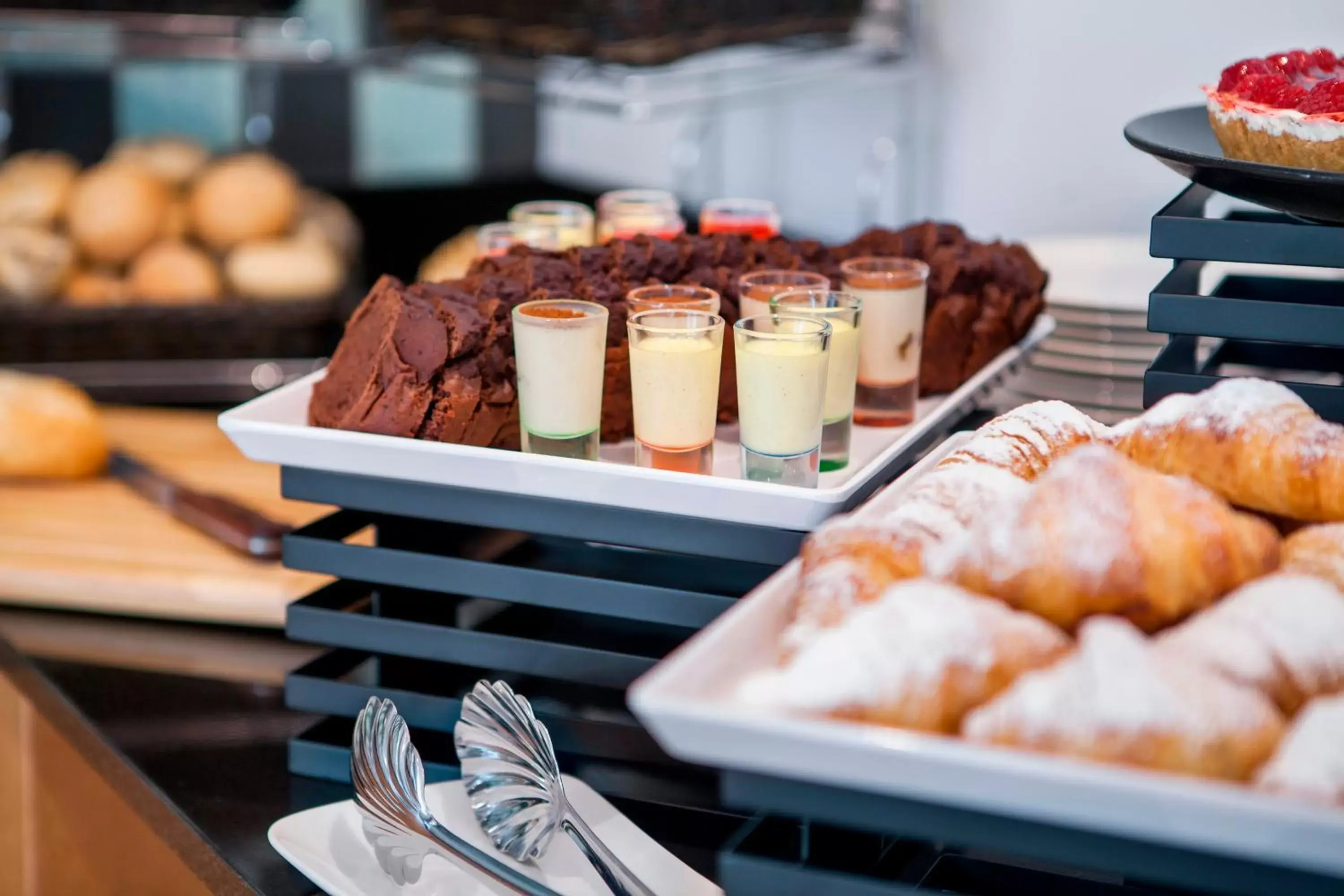 Breakfast in Hotel Altus Poznań Old Town