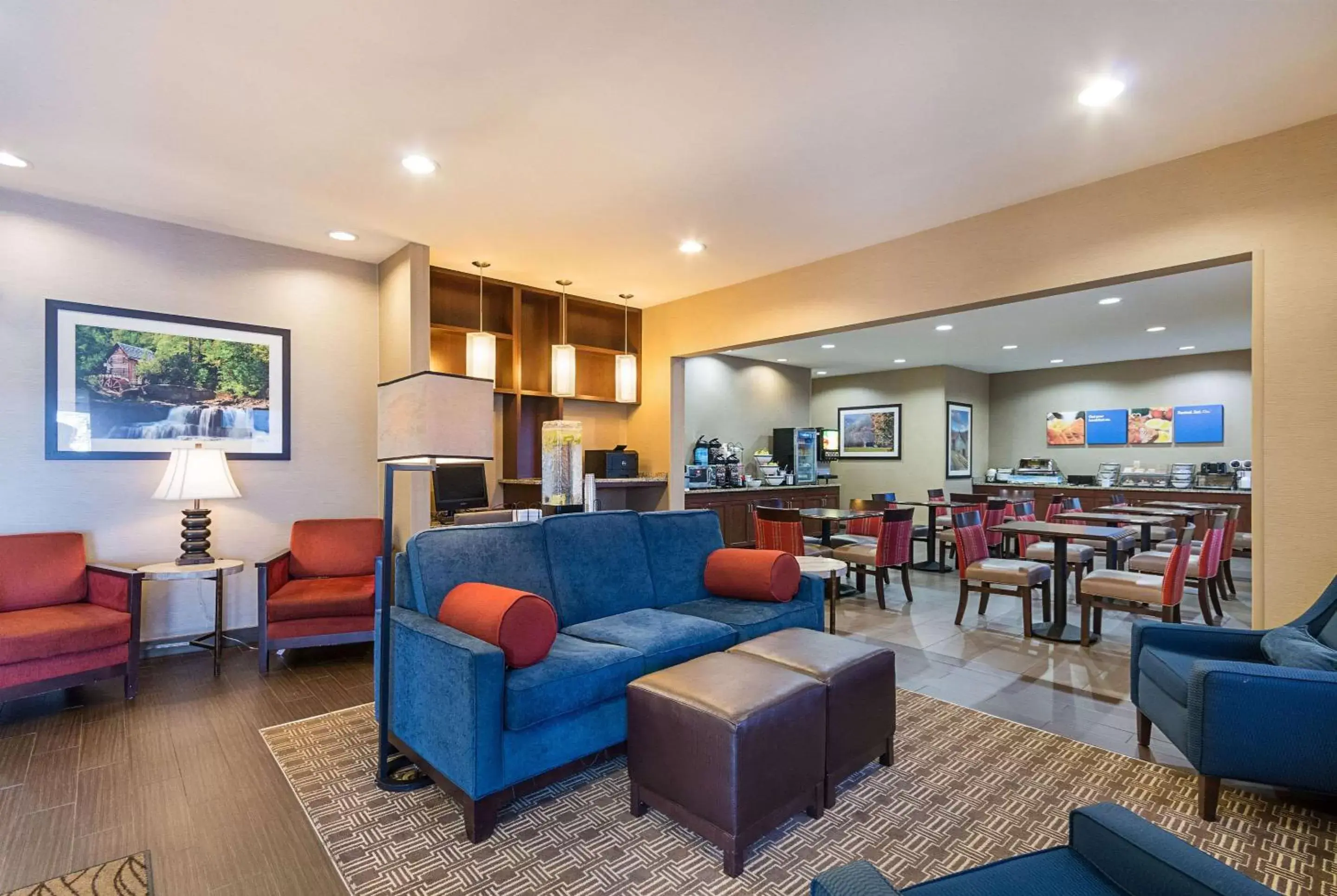 Lobby or reception in Comfort Inn Barboursville near Huntington Mall area