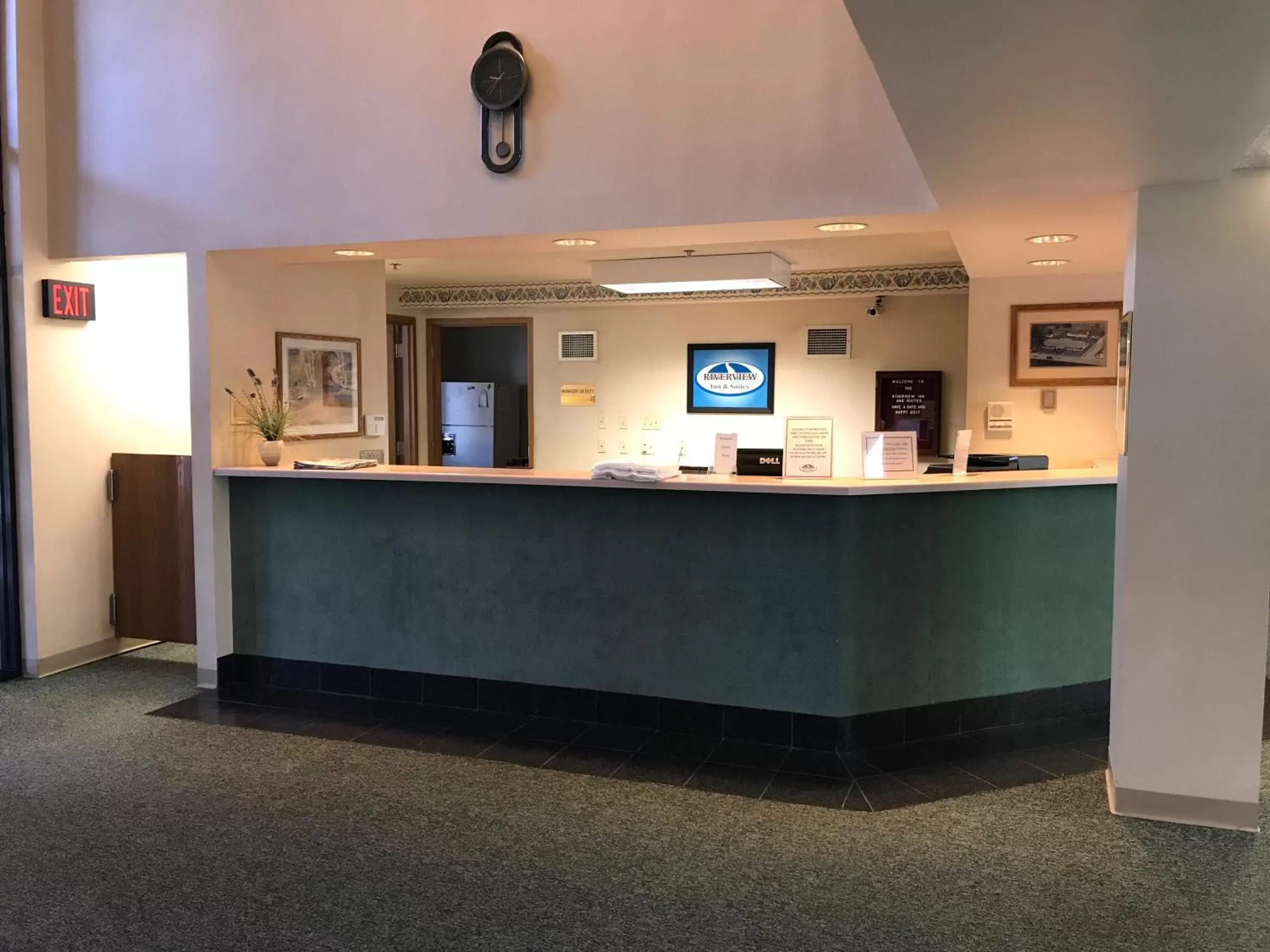 Lobby/Reception in Econo Lodge Inn & Suites