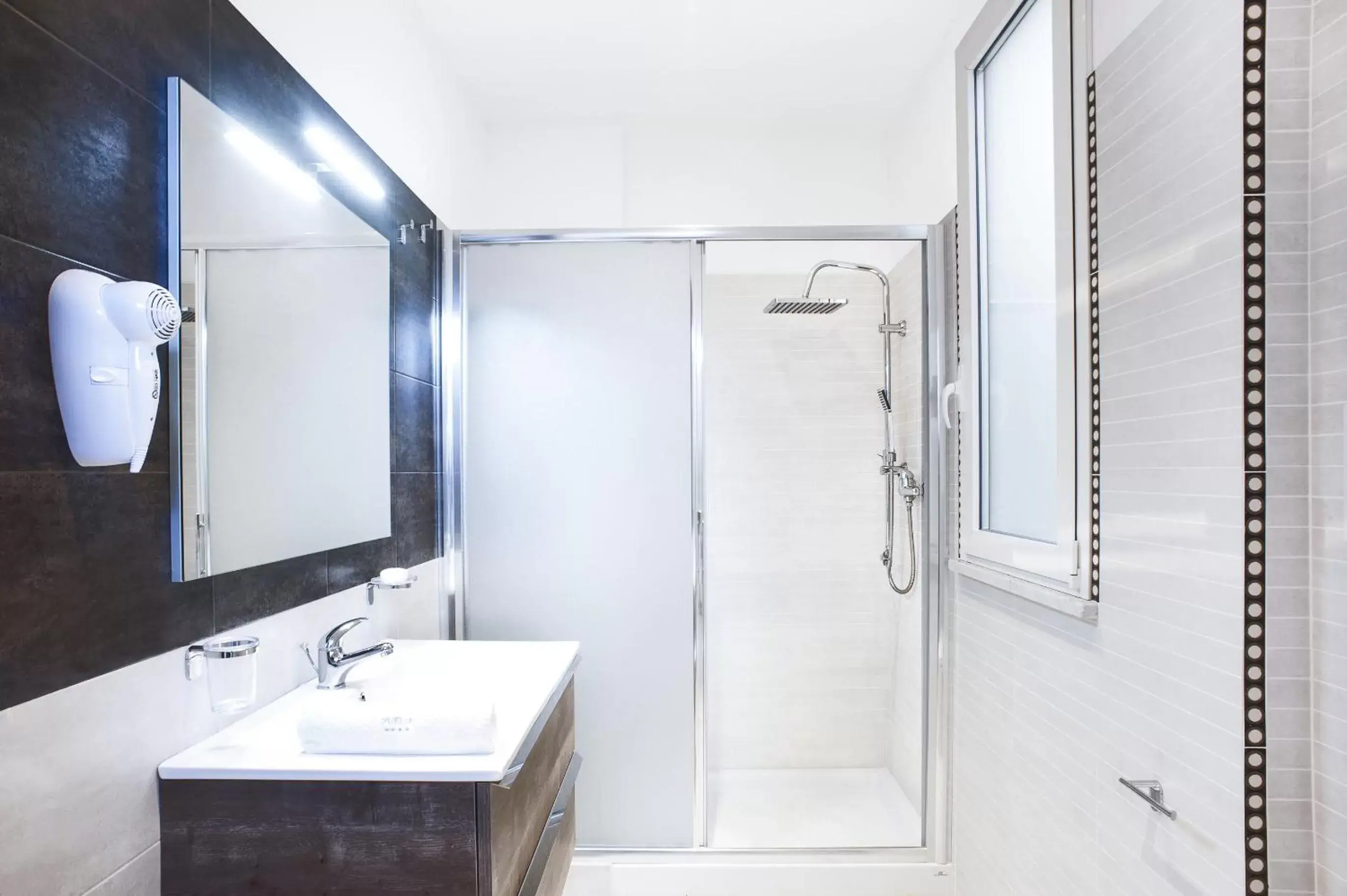 Bathroom in Vuelle Residence Apartments