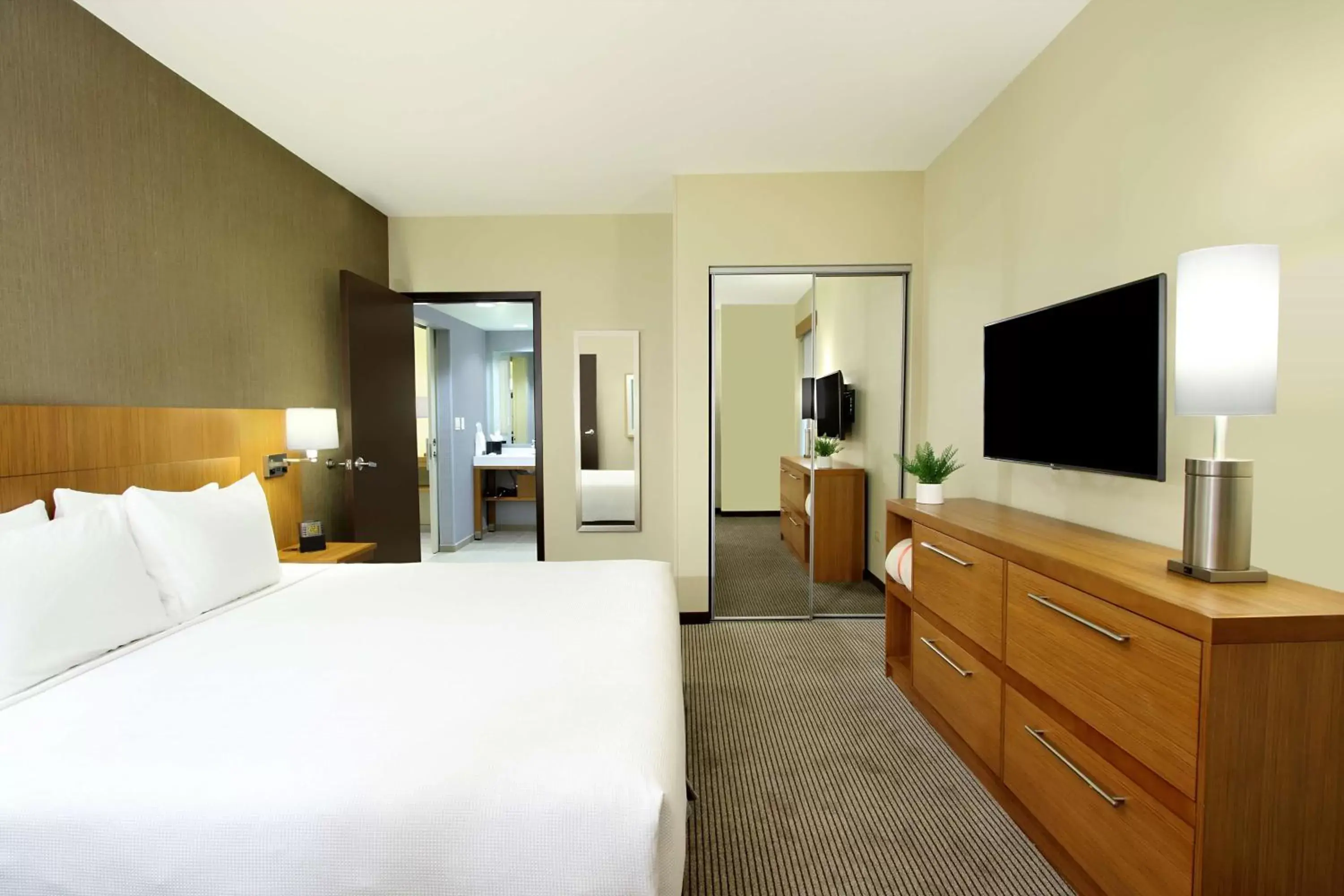 Photo of the whole room, TV/Entertainment Center in Hyatt Place Houston/Katy