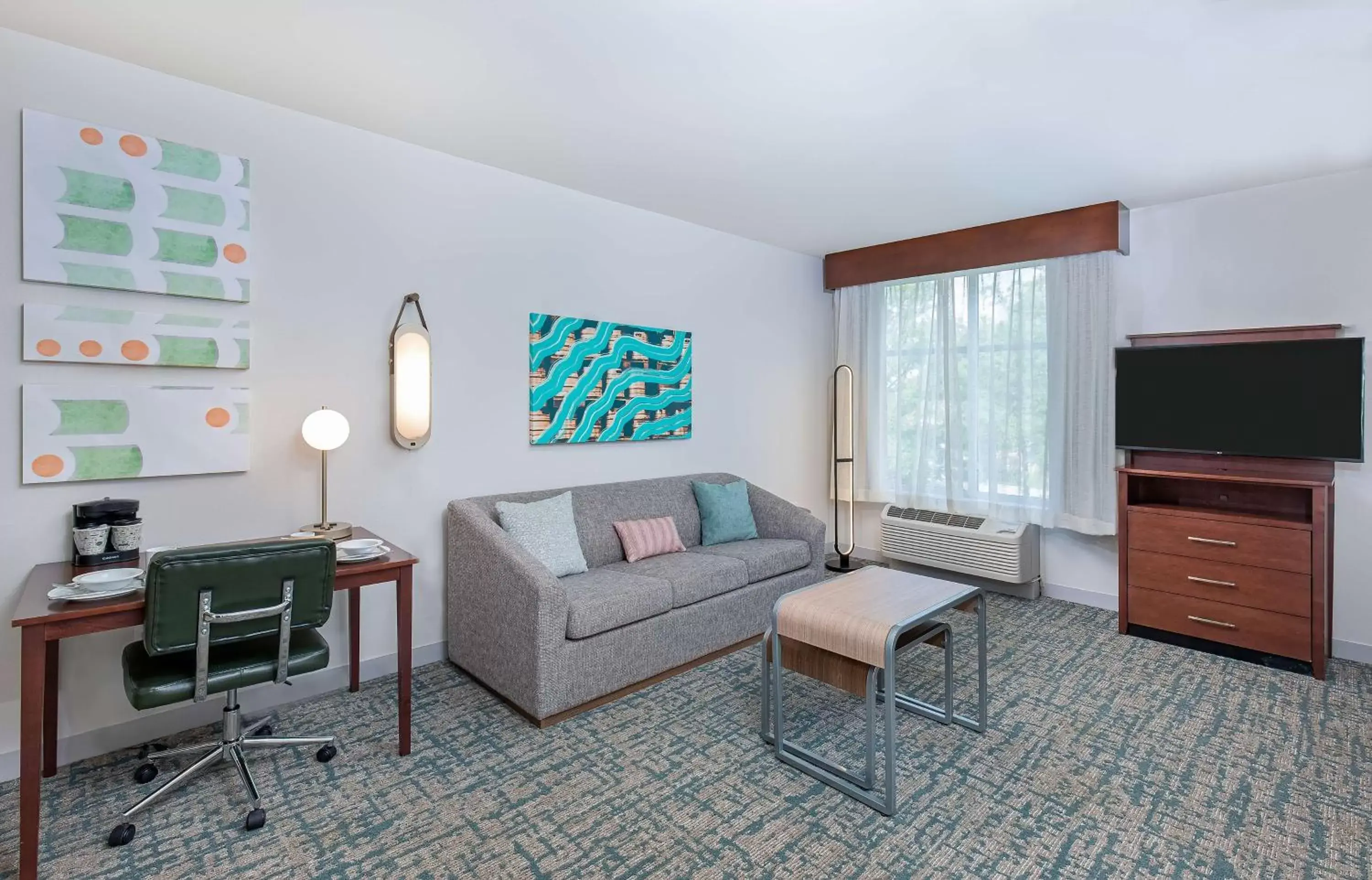 Bedroom, Seating Area in Homewood Suites Atlanta/Perimeter Center