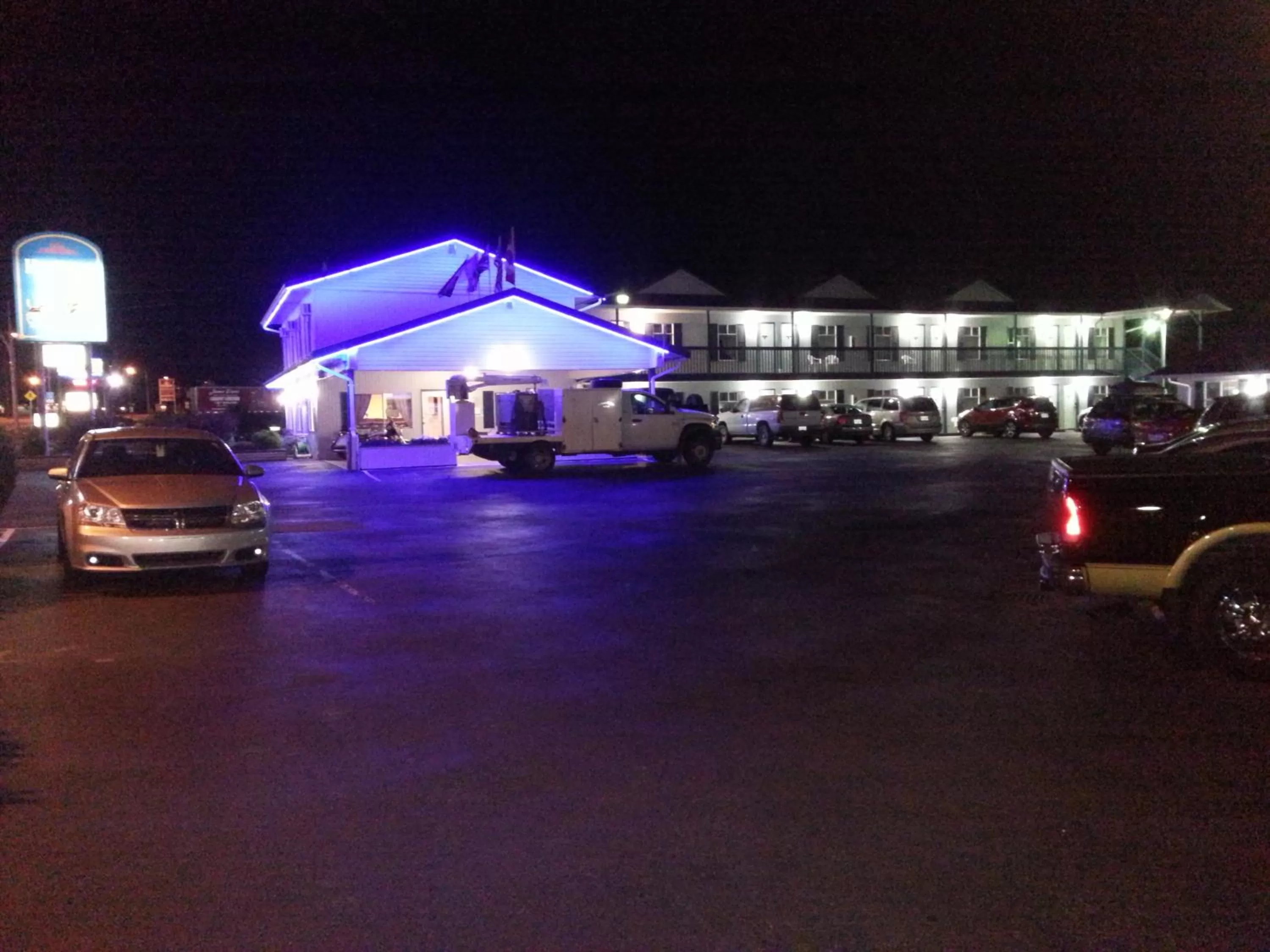 Property building in Heritage Inn