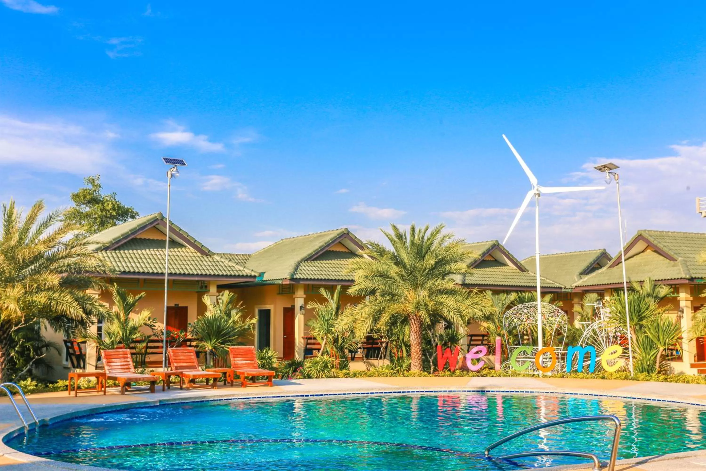 Area and facilities in Huan Soontaree