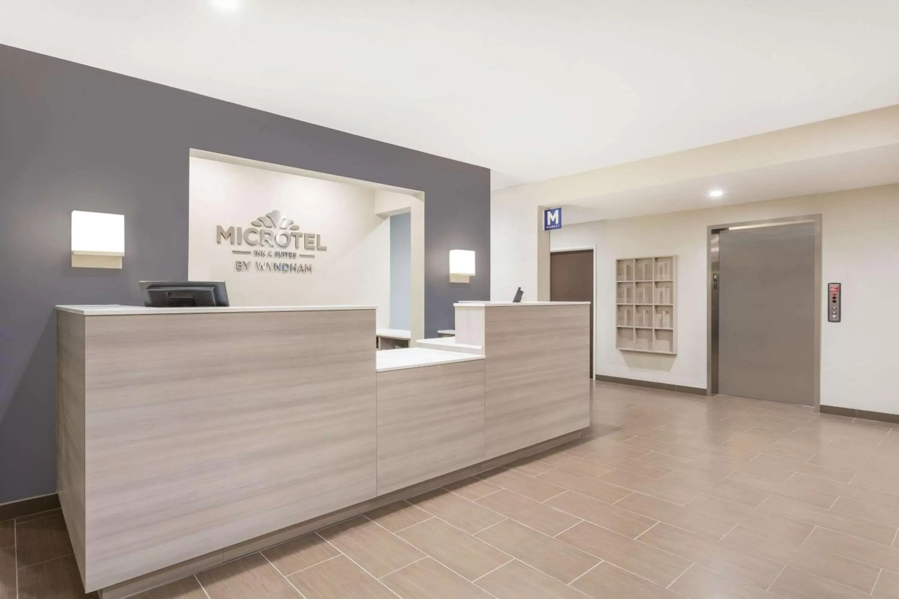 Lobby or reception, Lobby/Reception in Microtel Inn & Suites by Wyndham Springville