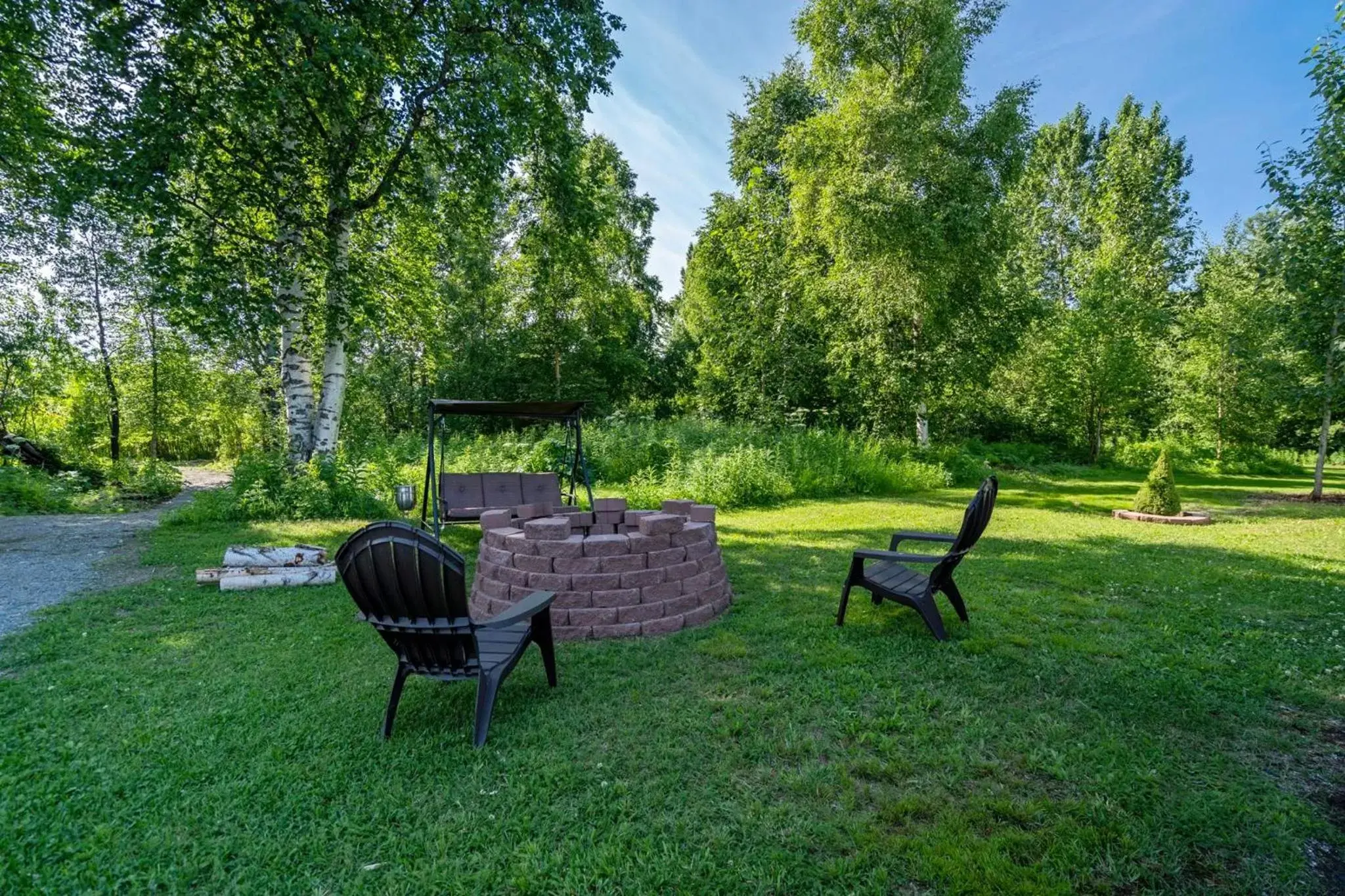 Garden in Talkeetna Inn