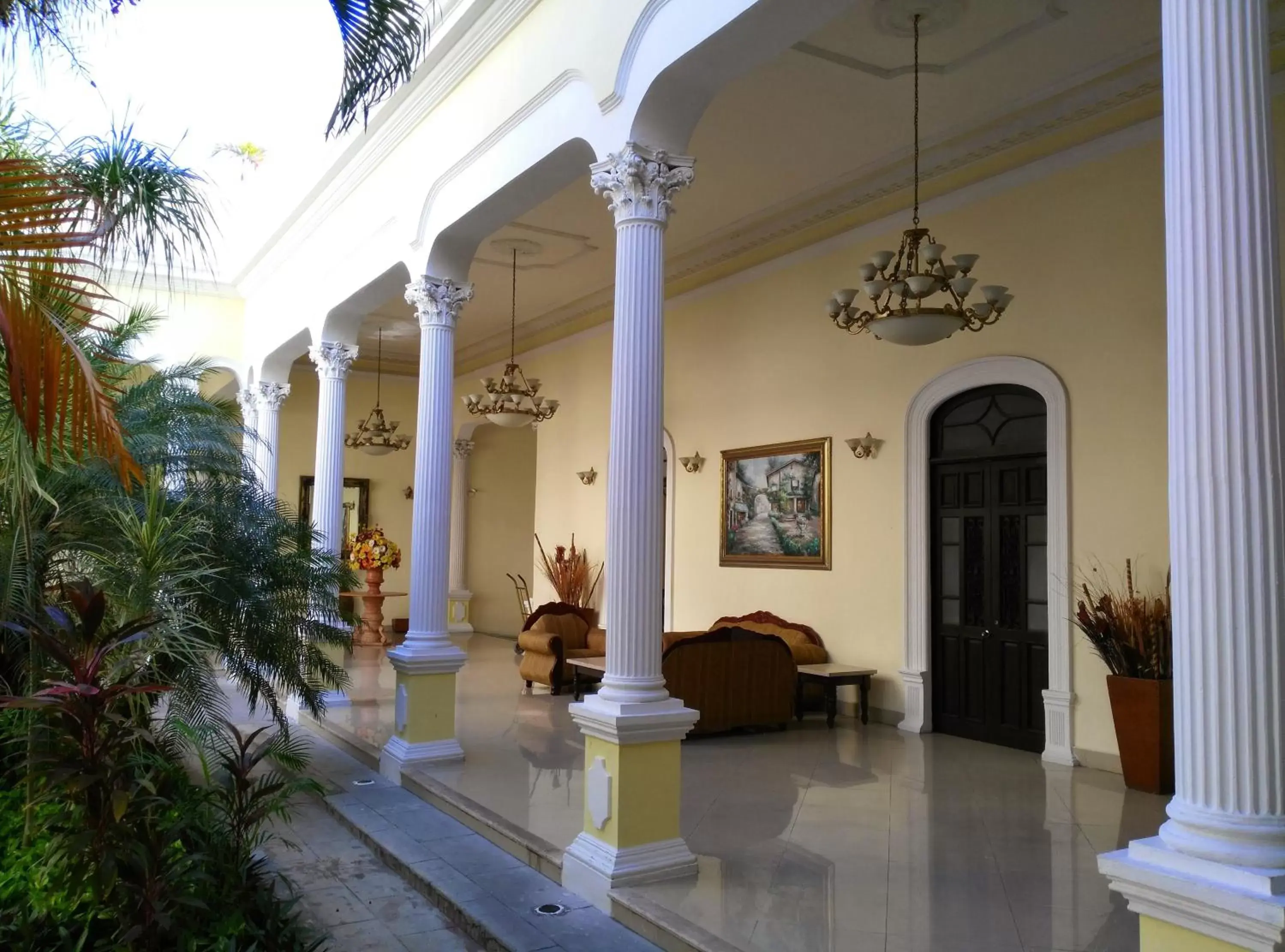 Facade/entrance in Gran Real Yucatan