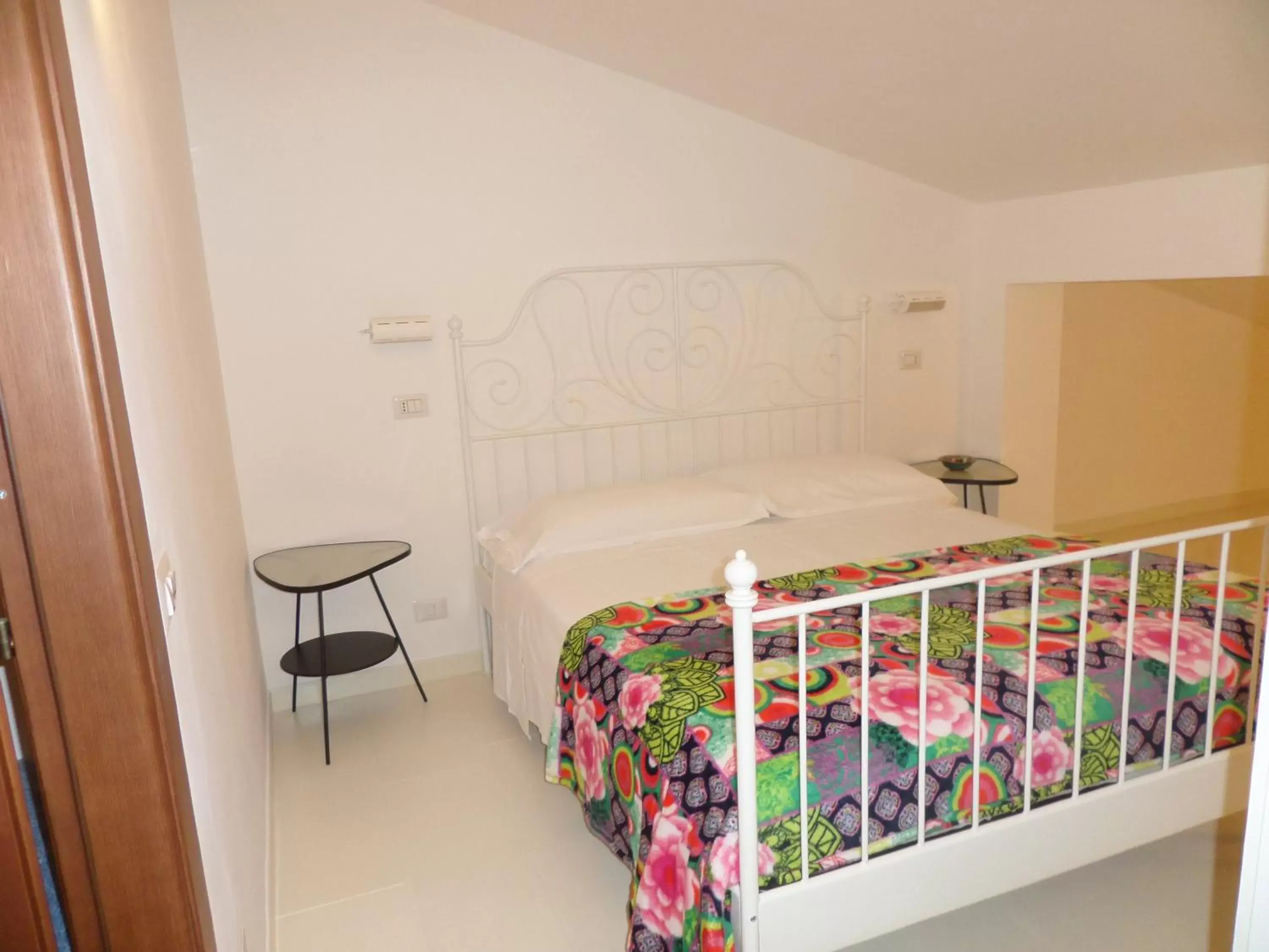 Bedroom, Bed in Villa Soleanna Residence