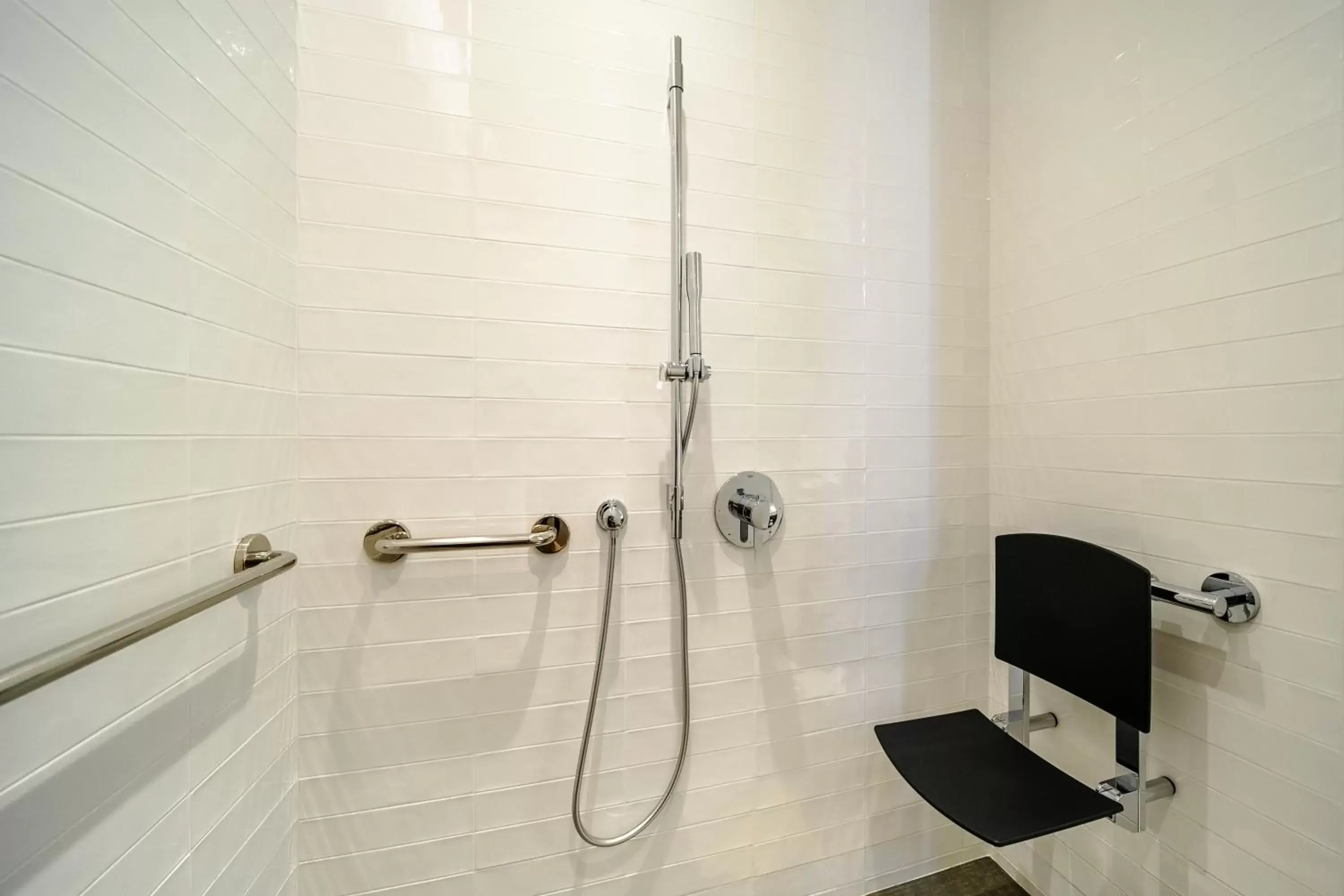 Double Room with Two Double Beds and Roll-In Shower - Disability Access in Grand Hyatt Bogota Double Room with Two Double Beds and Roll-In Shower - Disability Access in Grand Hyatt Bogota