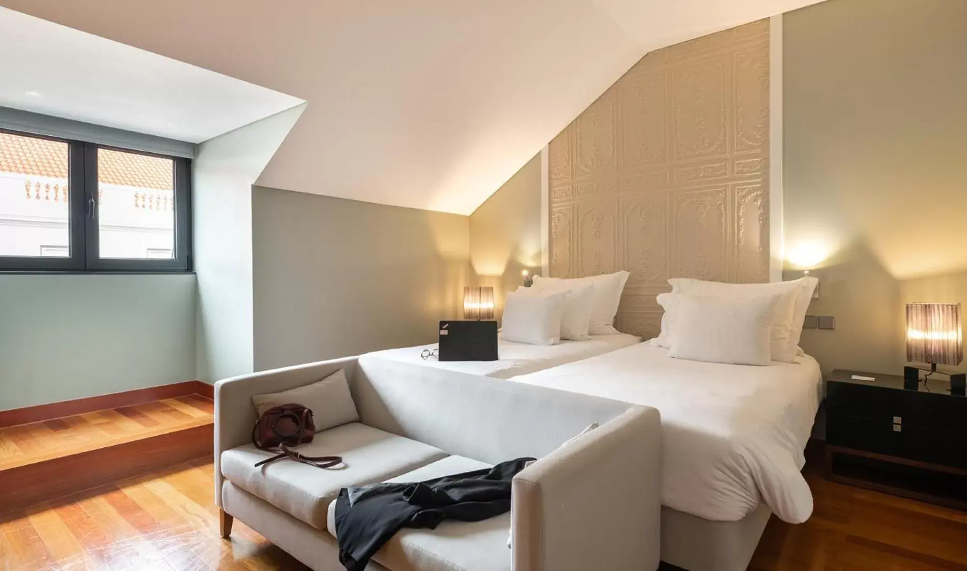 Photo of the whole room, Bed in Pousada de Lisboa - Small Luxury Hotels Of The World