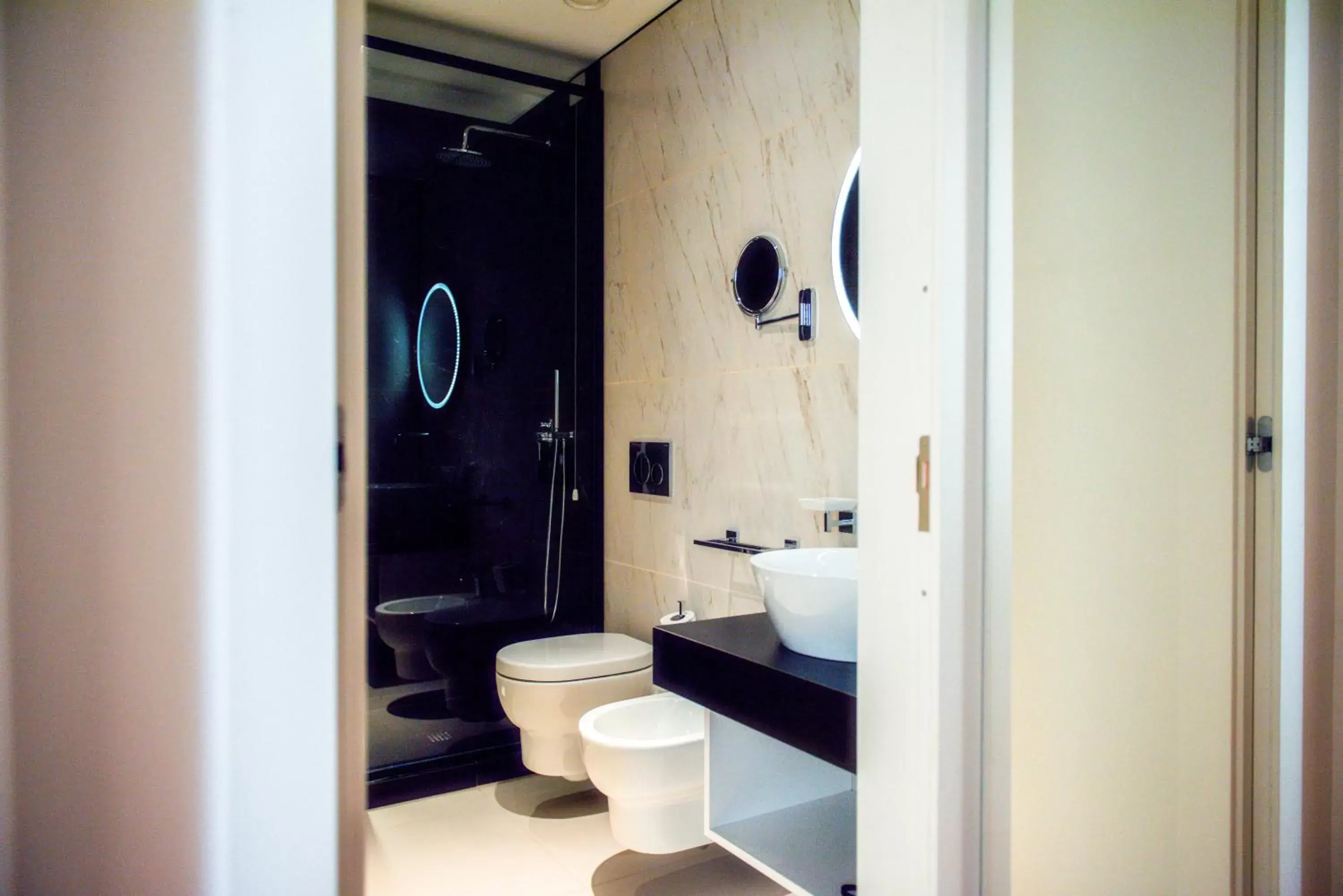 Bathroom in Boutique Centrale Palace Hotel