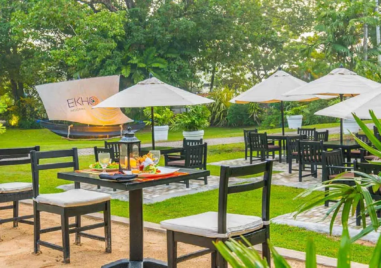 Patio, Restaurant/Places to Eat in EKHO Weligama