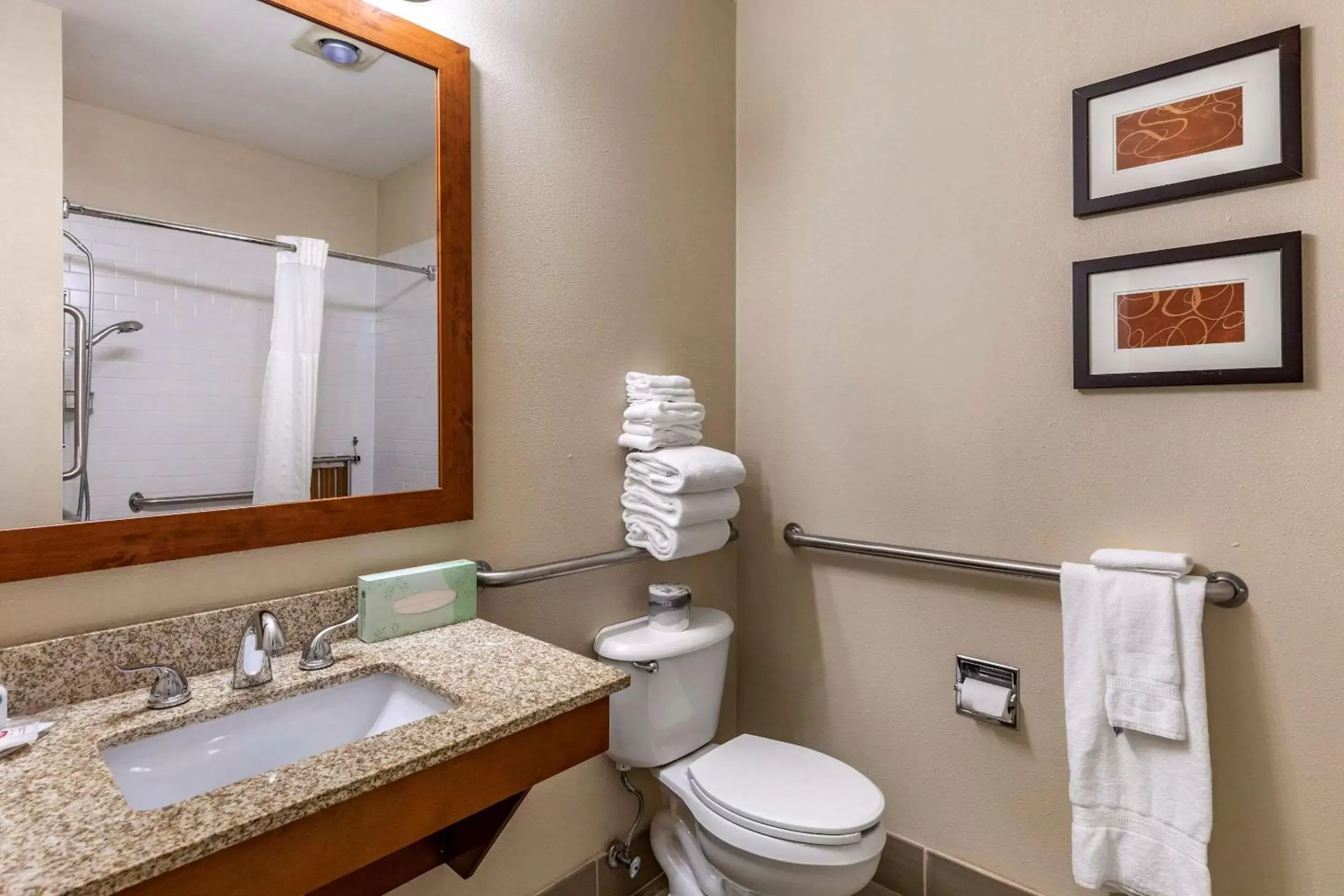 King Suite with Sofa Bed - Disability Access/Non-Smoking in Comfort Suites Fort Collins Near University King Suite with Sofa Bed - Disability Access/Non-Smoking in Comfort Suites Fort Collins Near University