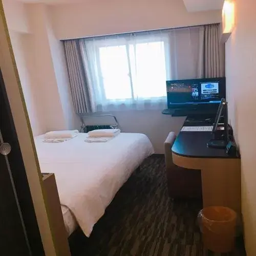 Photo of the whole room, TV/Entertainment Center in Smile Hotel Tokyo Asagaya