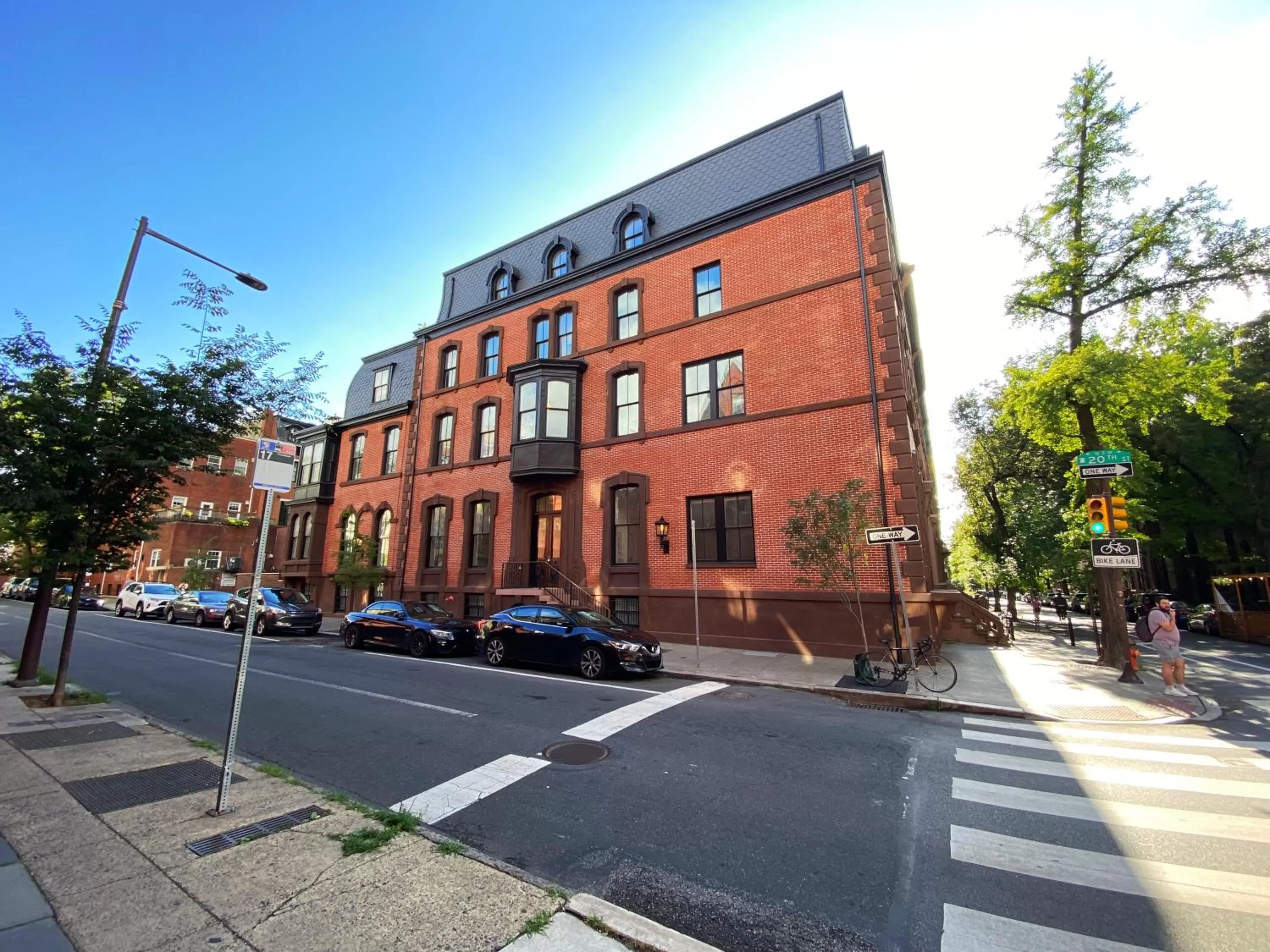 Stay Rafa At 2000 Spruce