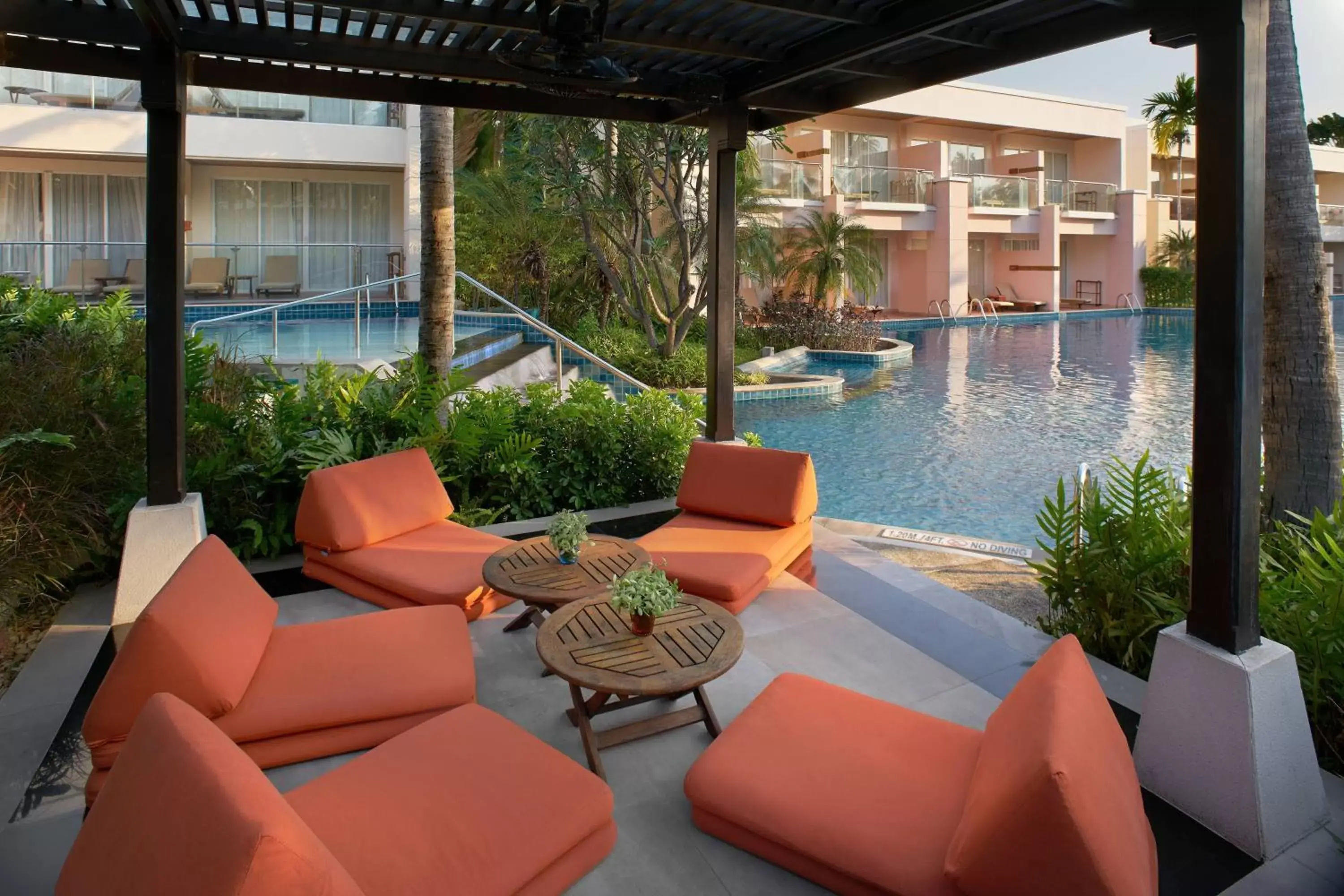 Swimming pool, Pool View in Sheraton Hua Hin Resort & Spa