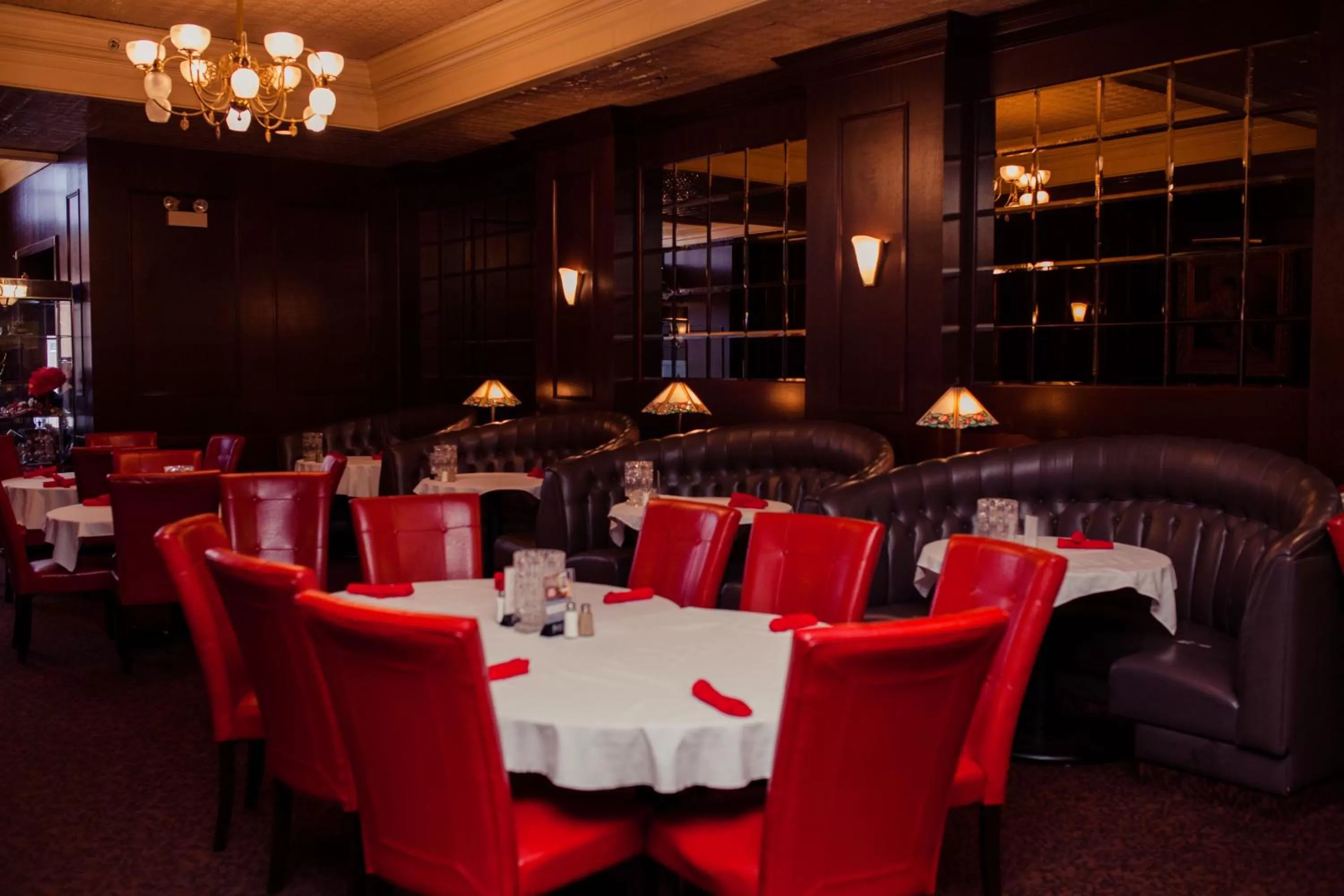 Restaurant/places to eat in Gilmore Hotel, Trademark Collection by Wyndham