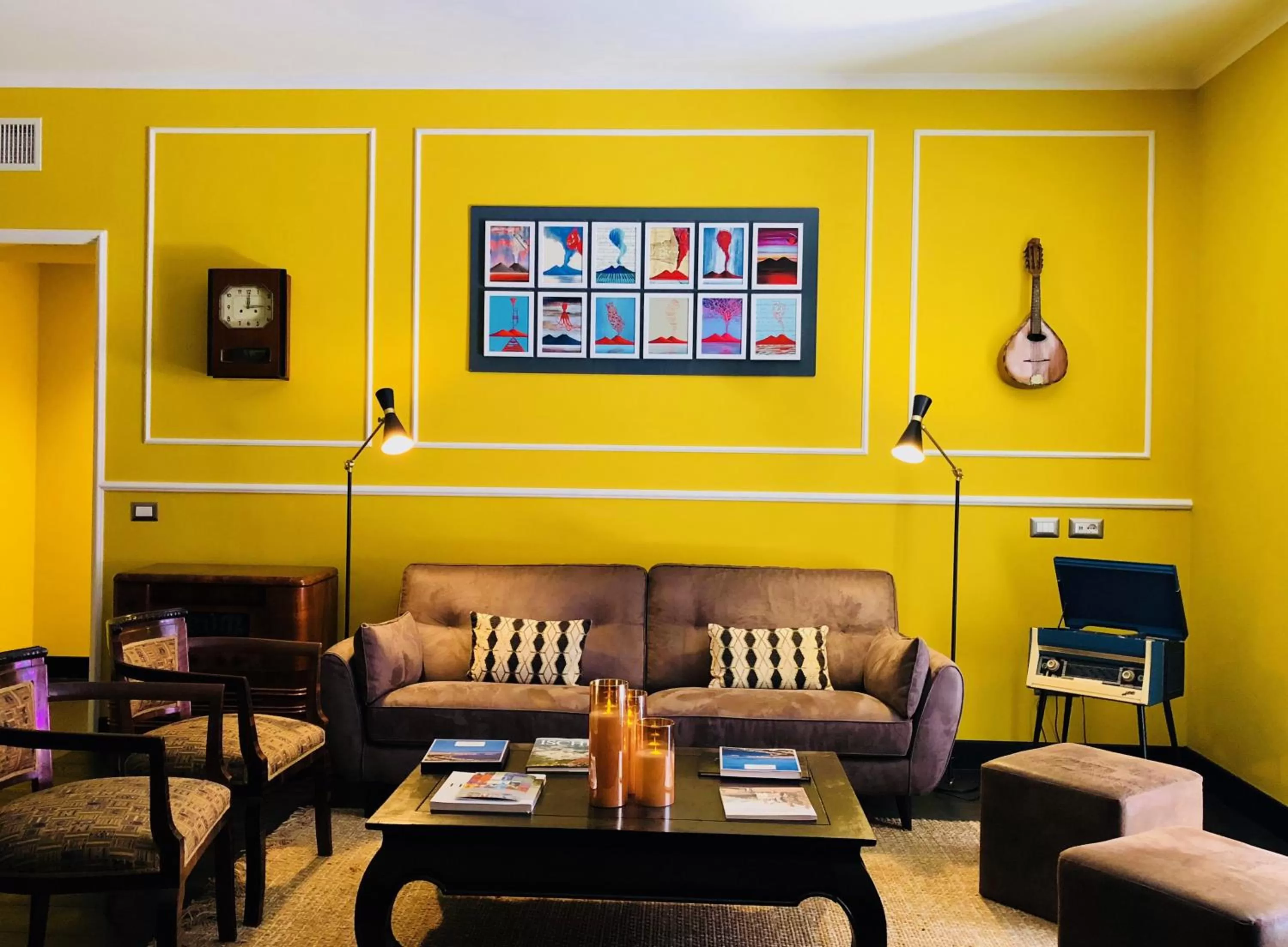 Lobby or reception in Caruso Place Luxury Rooms & Suites