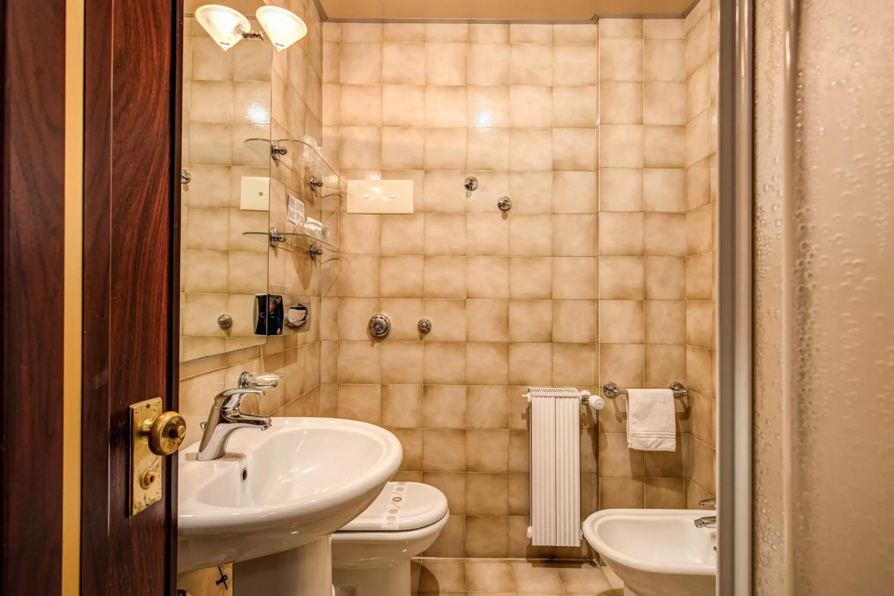 Bathroom in Venice Michelangelo Hotel Bathroom in Venice Michelangelo Hotel