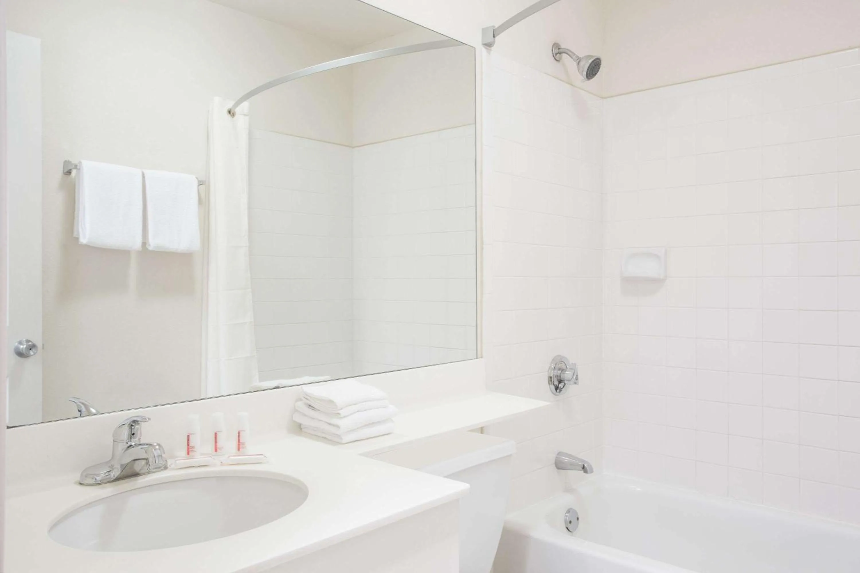 Bathroom in Super 8 by Wyndham Lavonia