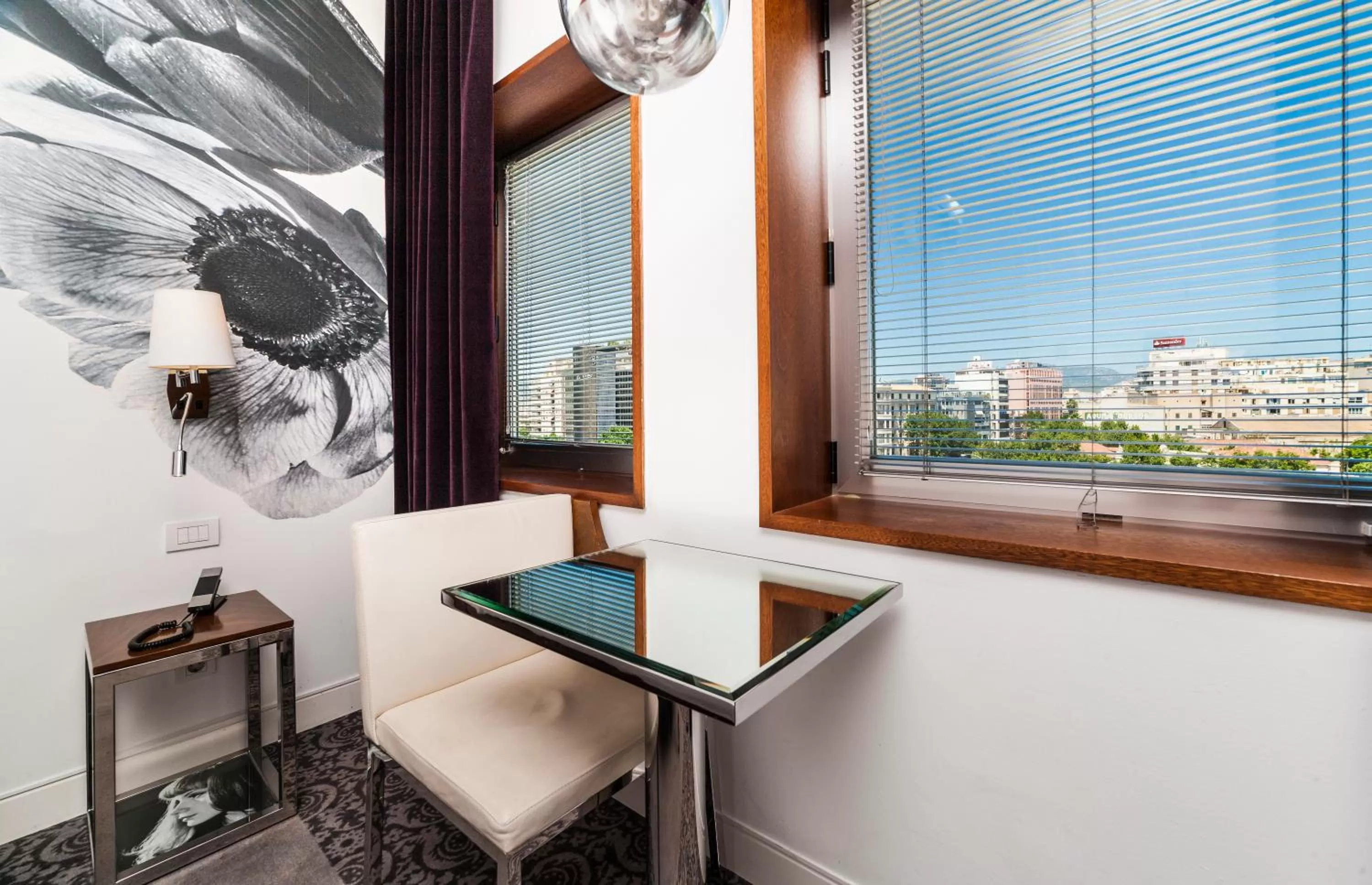 Photo of the whole room in Palacio Avenida