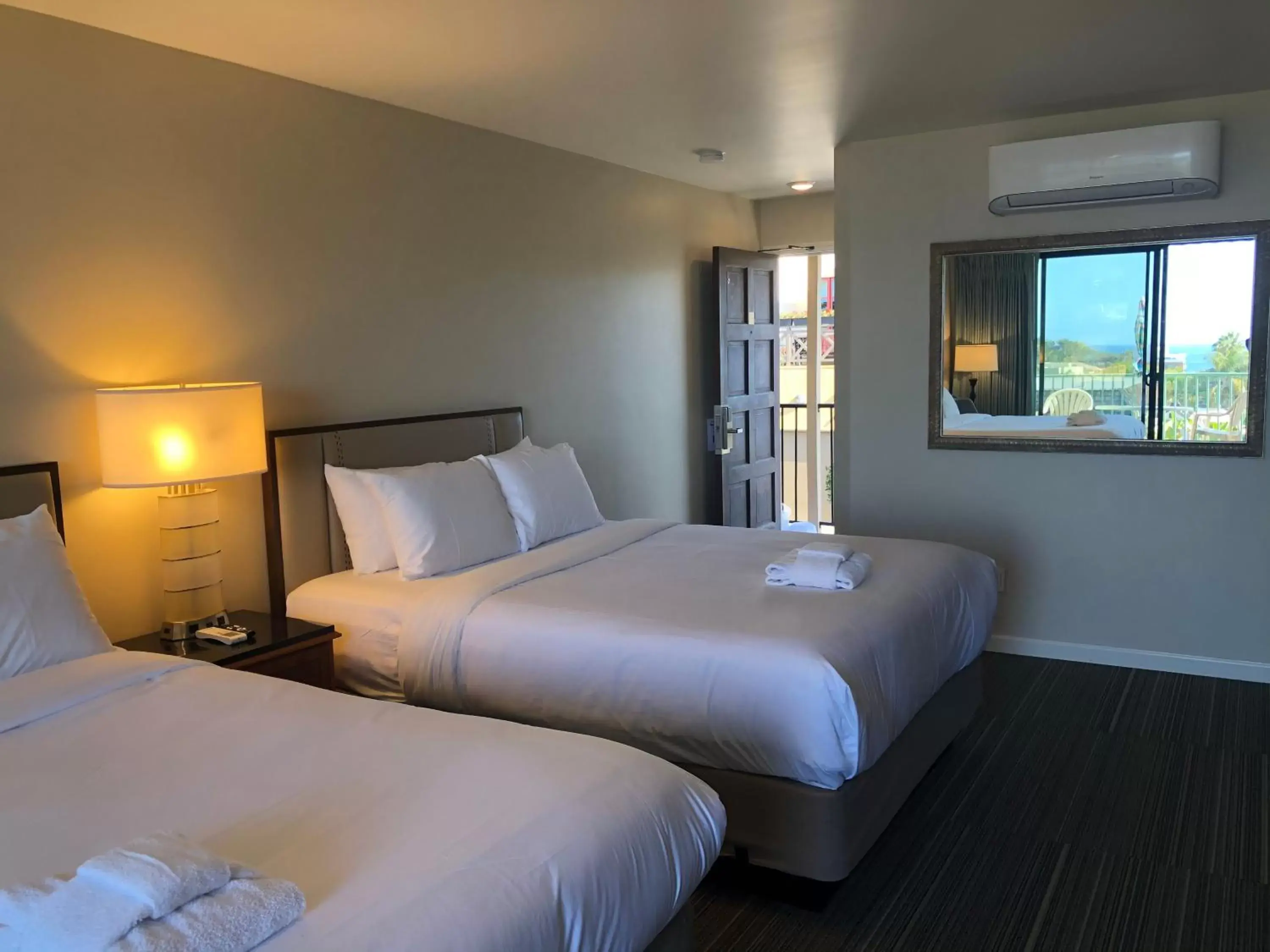 Bed in Moonlight Beach Motel Bed in Moonlight Beach Motel