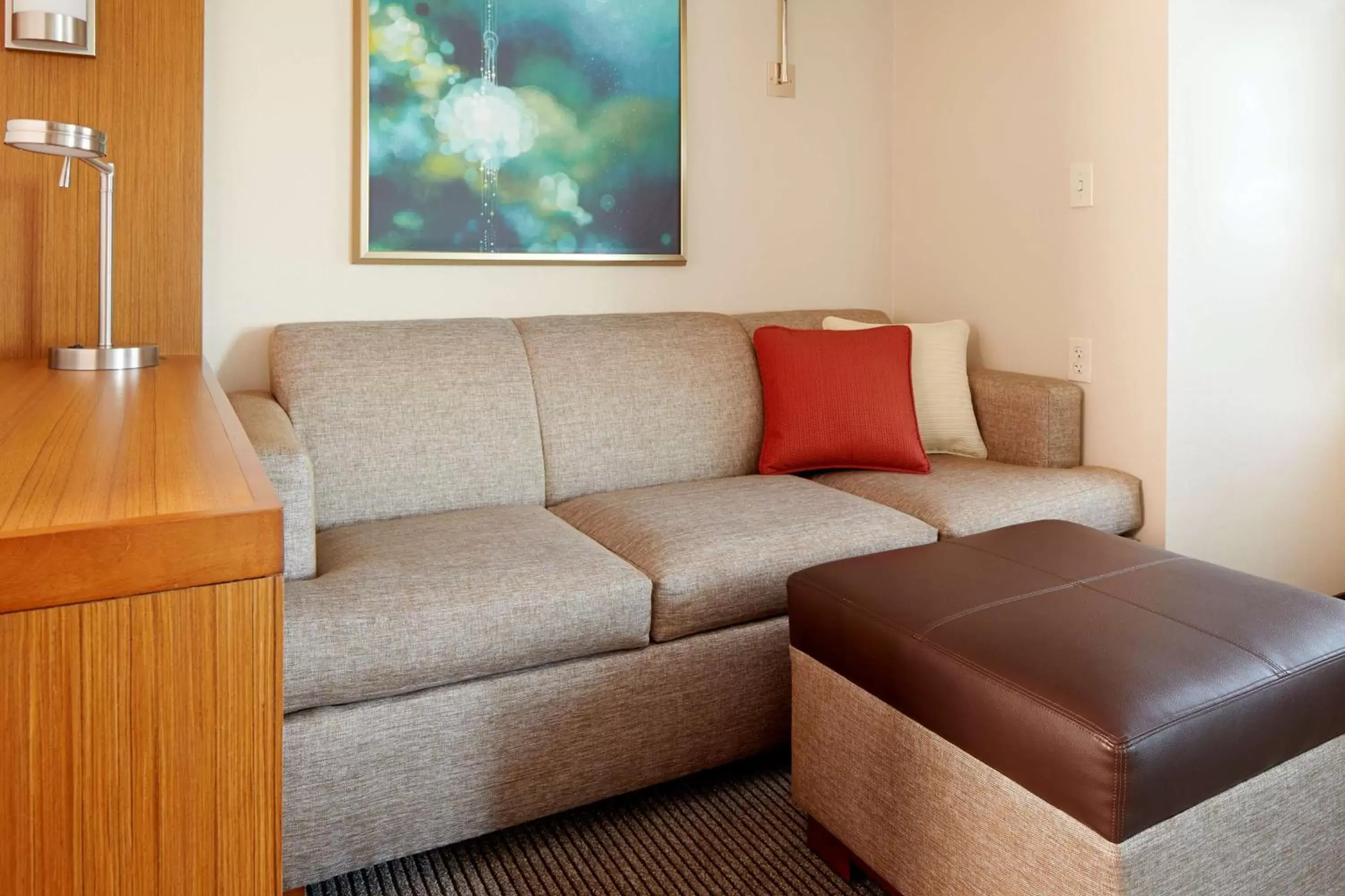 Bedroom, Seating Area in Hyatt Place Greensboro Downtown