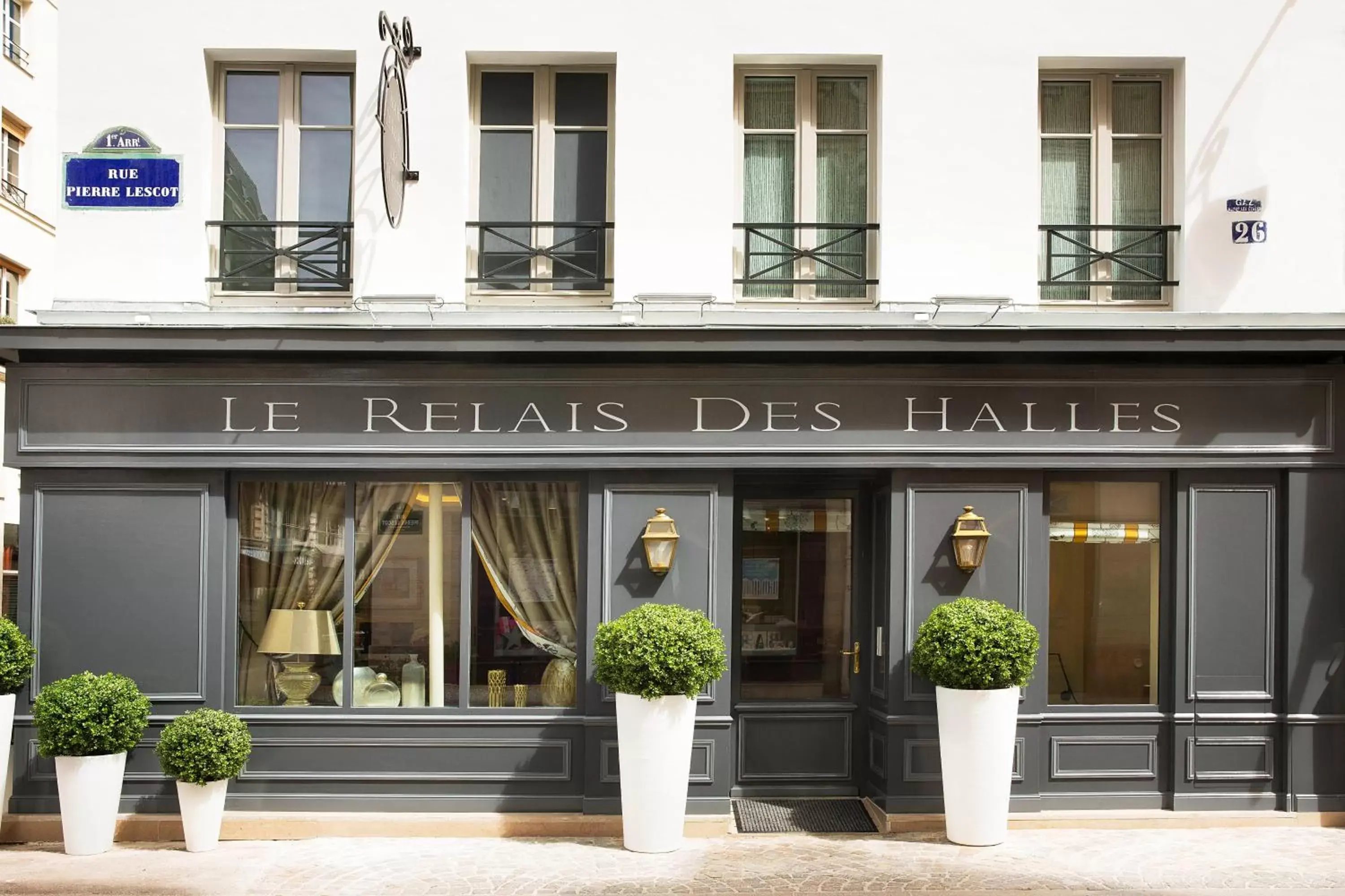 Facade/entrance, Property Building in Hôtel Le Relais des Halles