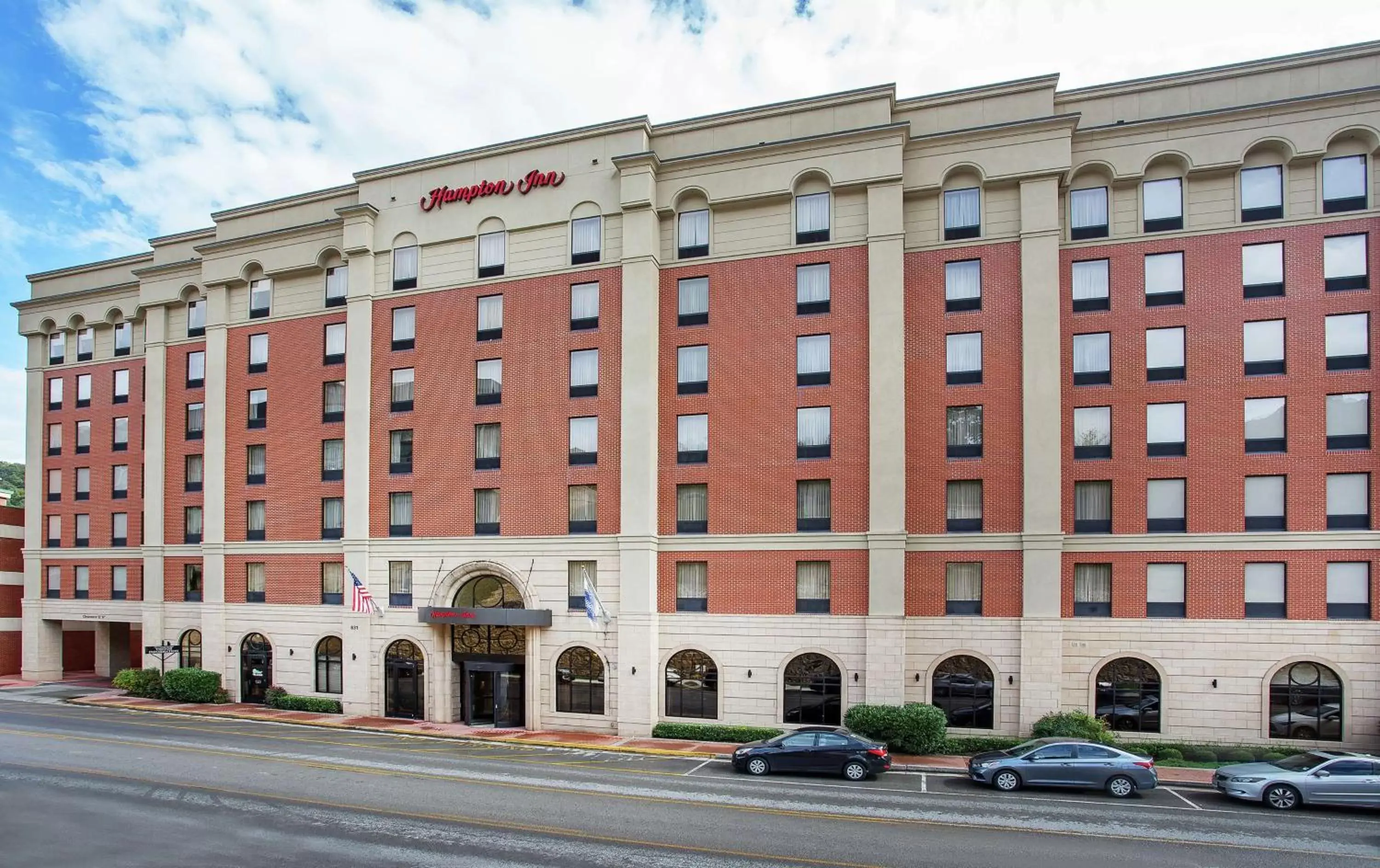 Property Building in Hampton Inn Pikeville