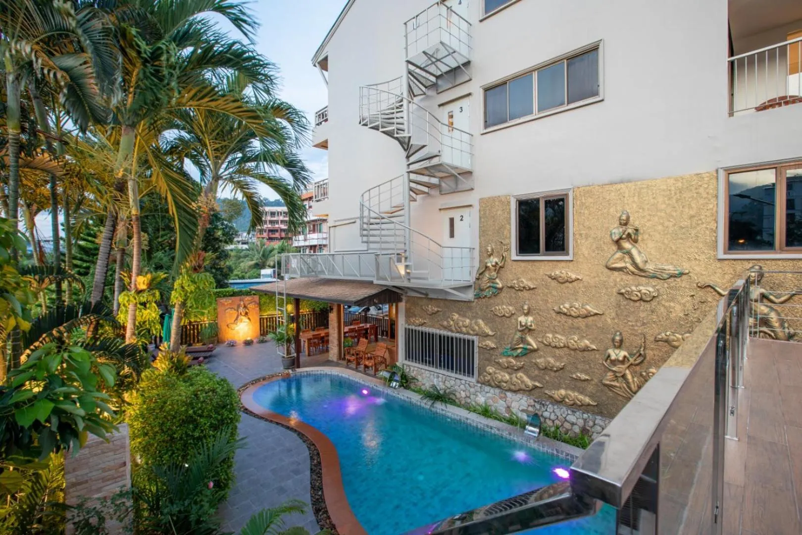 Swimming pool in Orchid Garden Hotel Patong