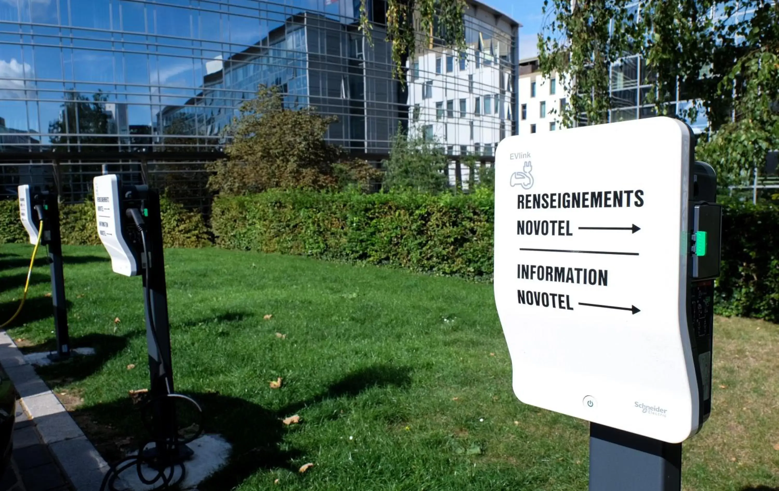 Facade/entrance in Novotel Luxembourg Kirchberg