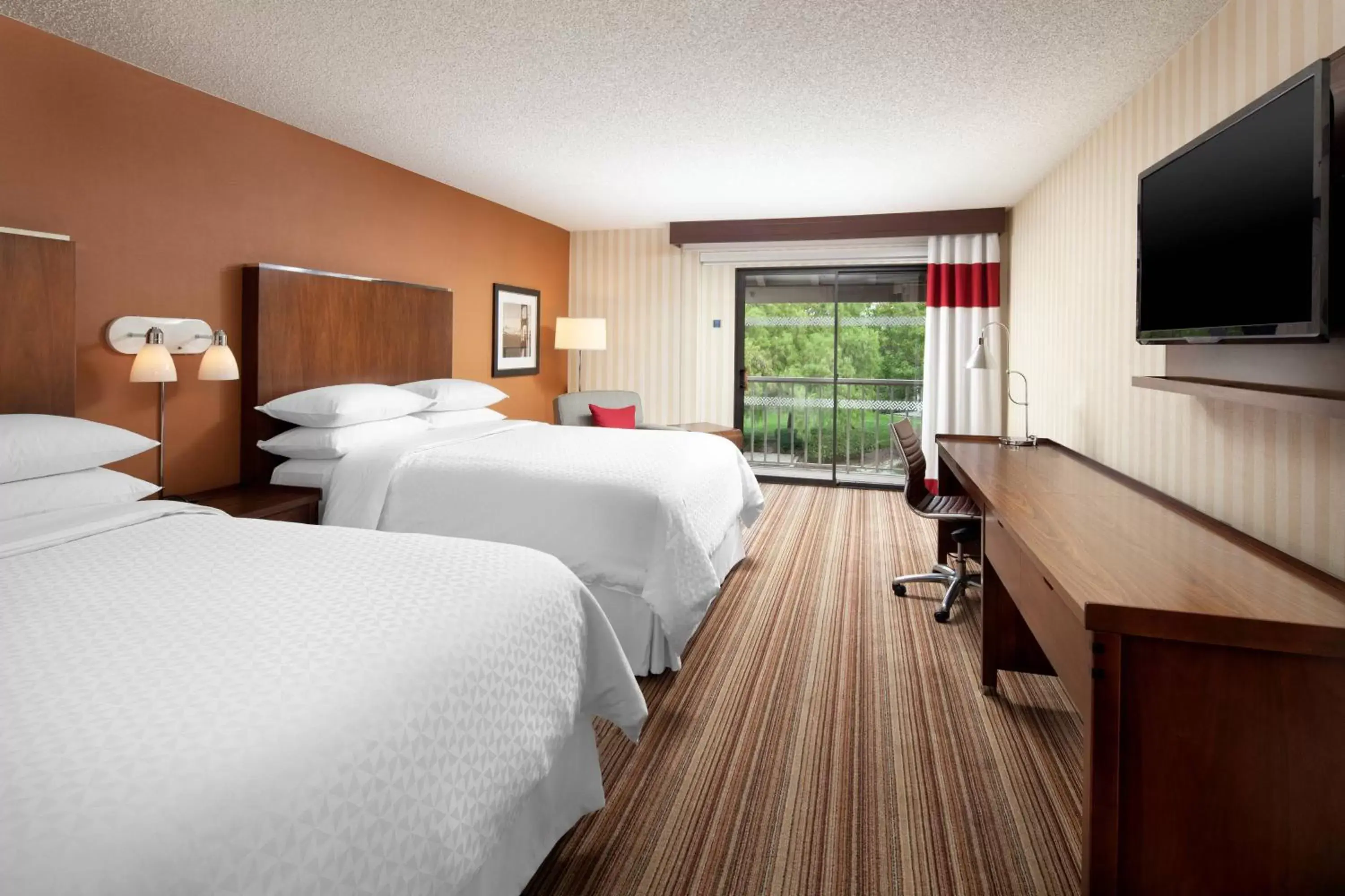 Photo of the whole room in Four Points by Sheraton - Pleasanton