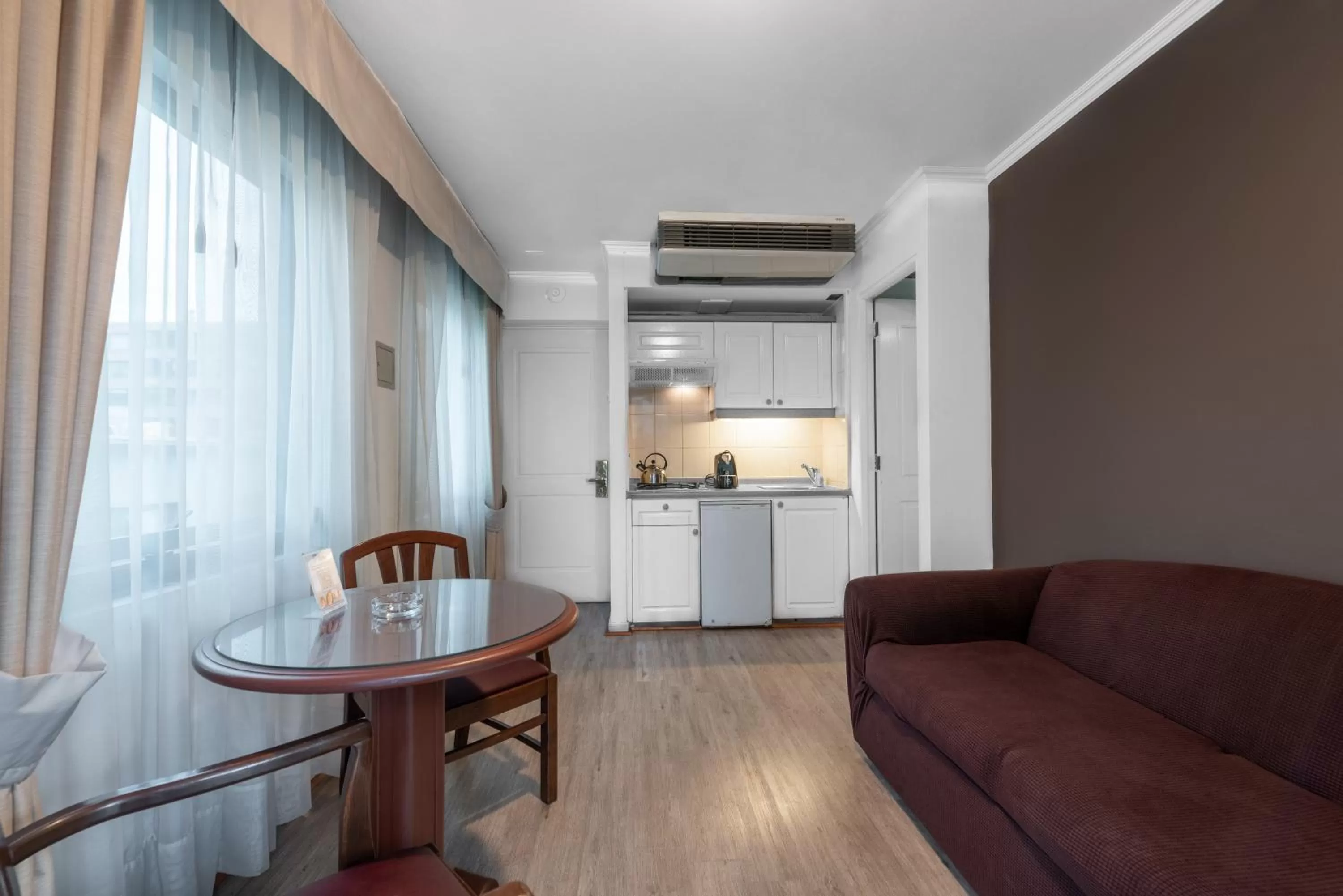 Kitchen or kitchenette in Apart Hotel Elite Las Condes