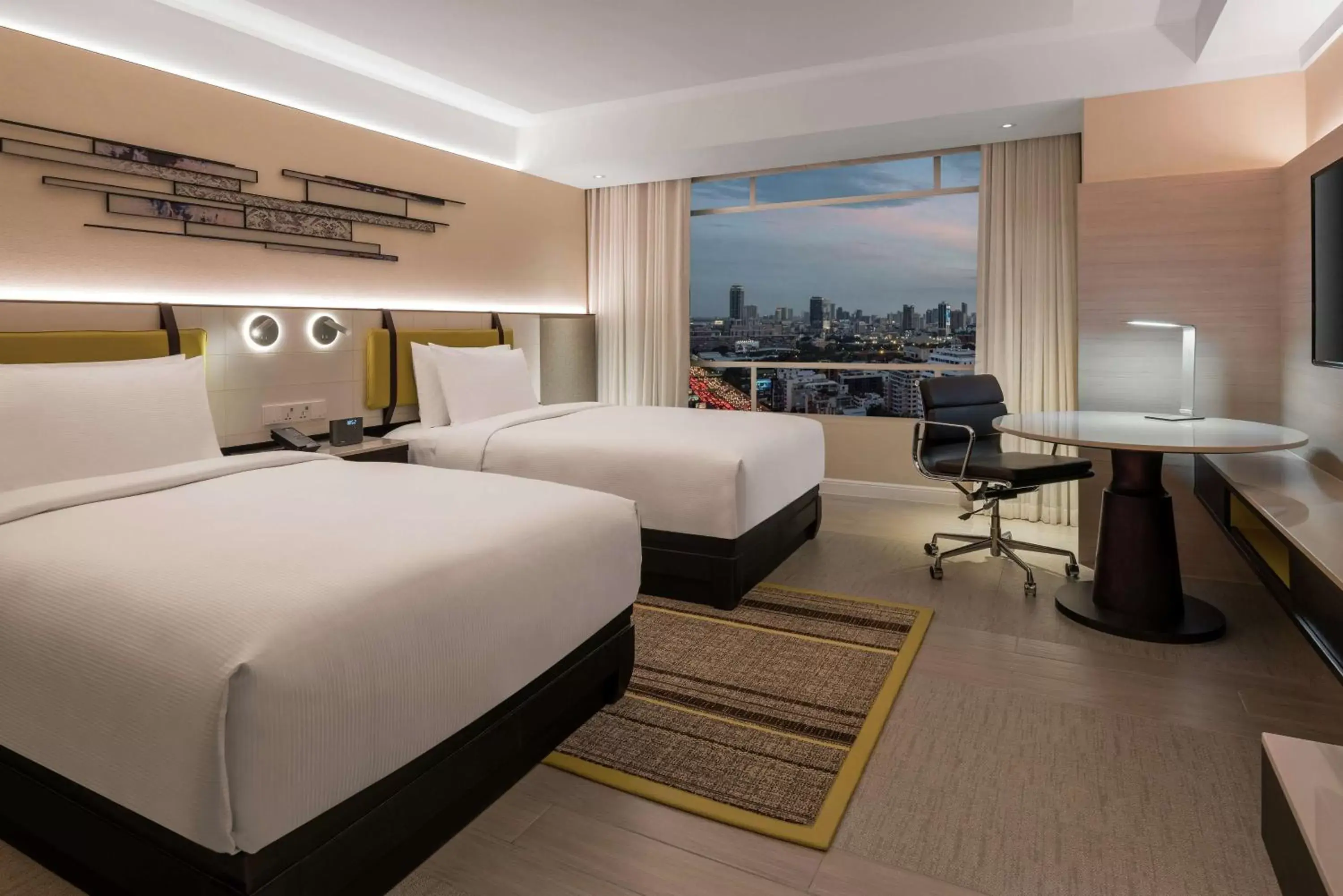 Bedroom in DoubleTree by Hilton Bangkok Ploenchit