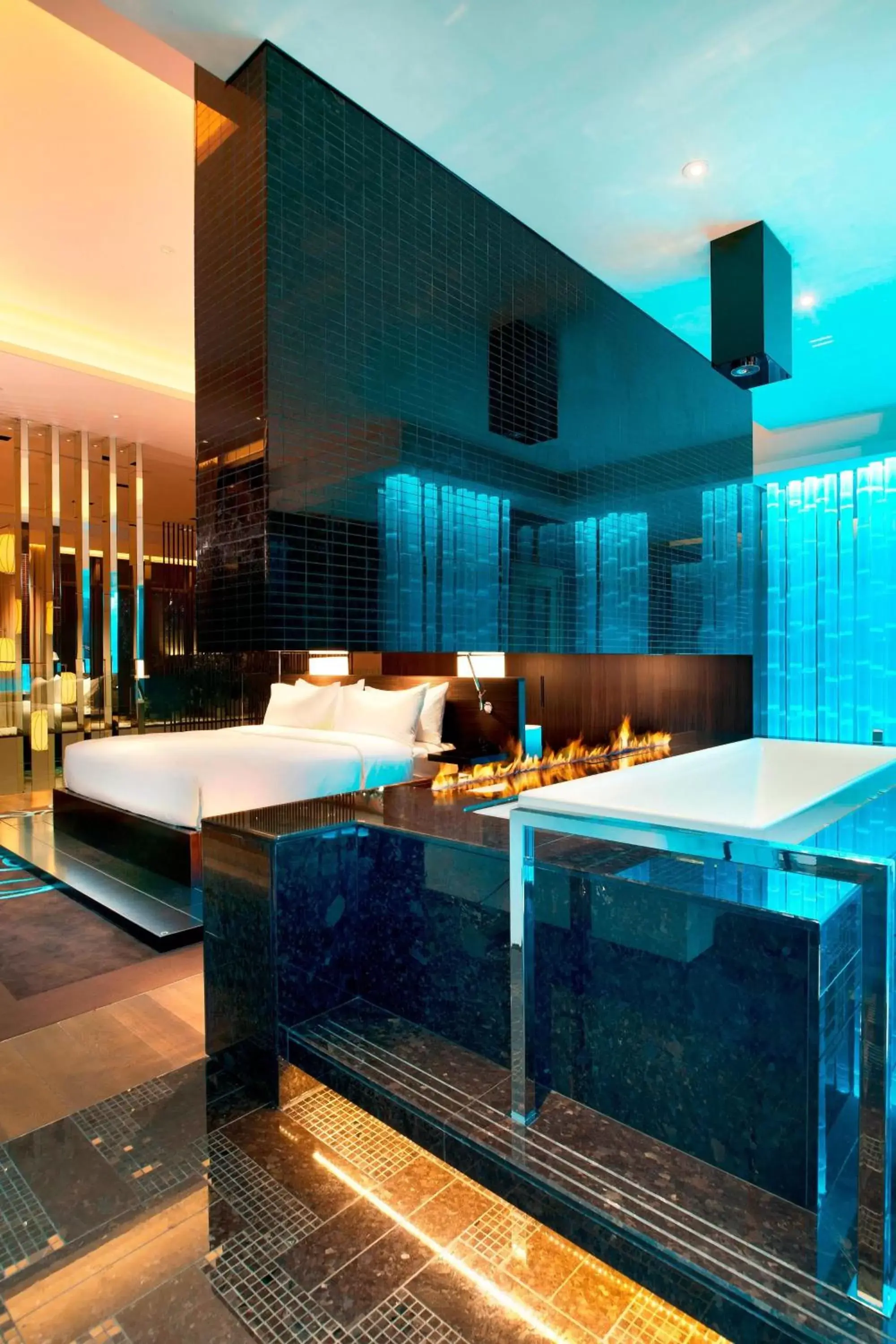 Bedroom, Swimming Pool in W Taipei