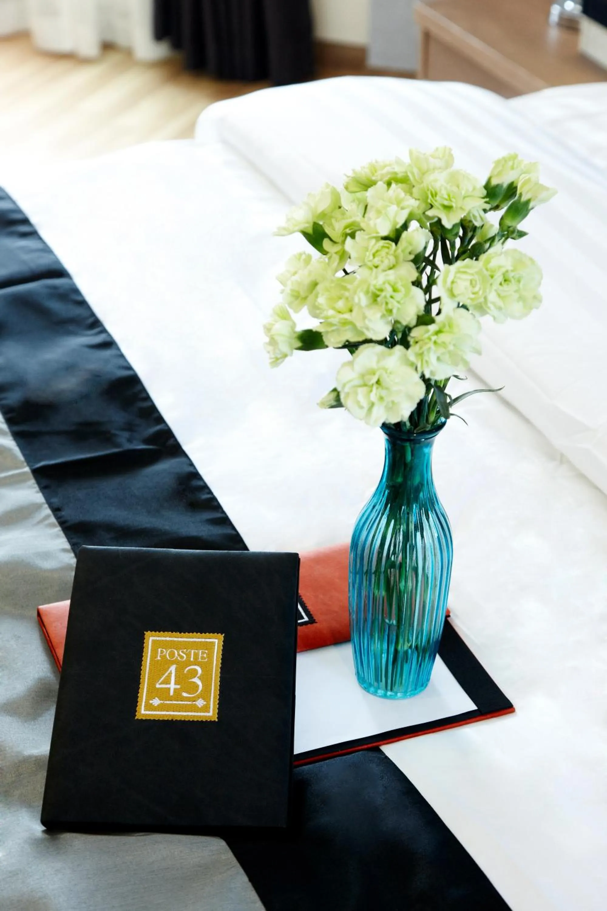 Bed in Poste 43 Residence