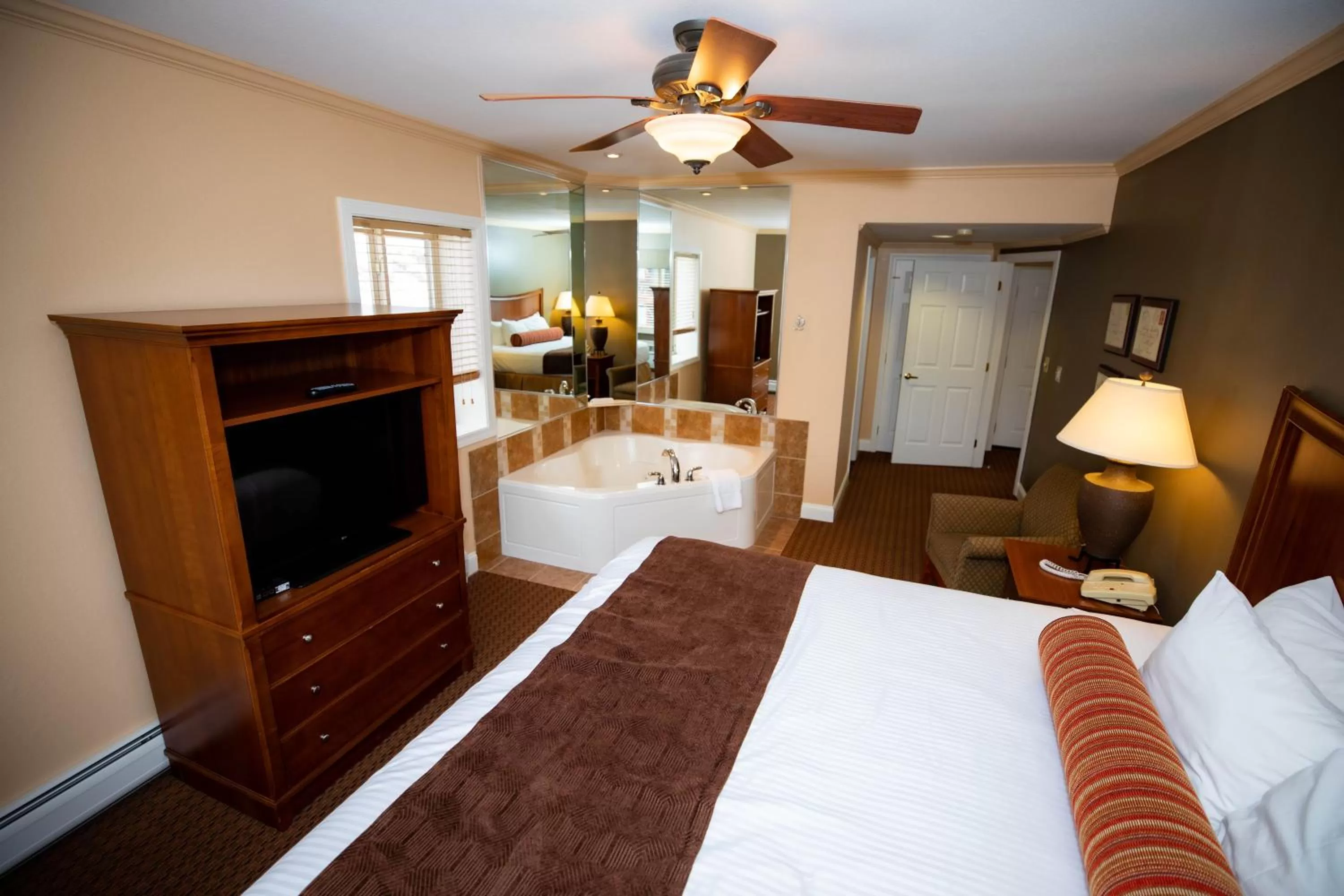 Bed in InnSeason Resorts Pollard Brook