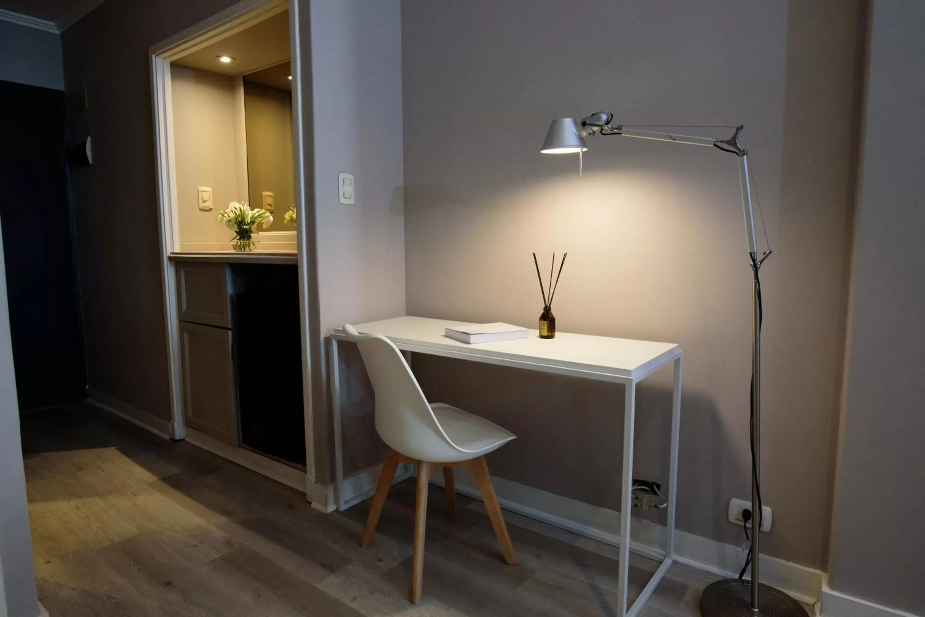 hair dresser, Dining Area in SuMa Recoleta Hotel