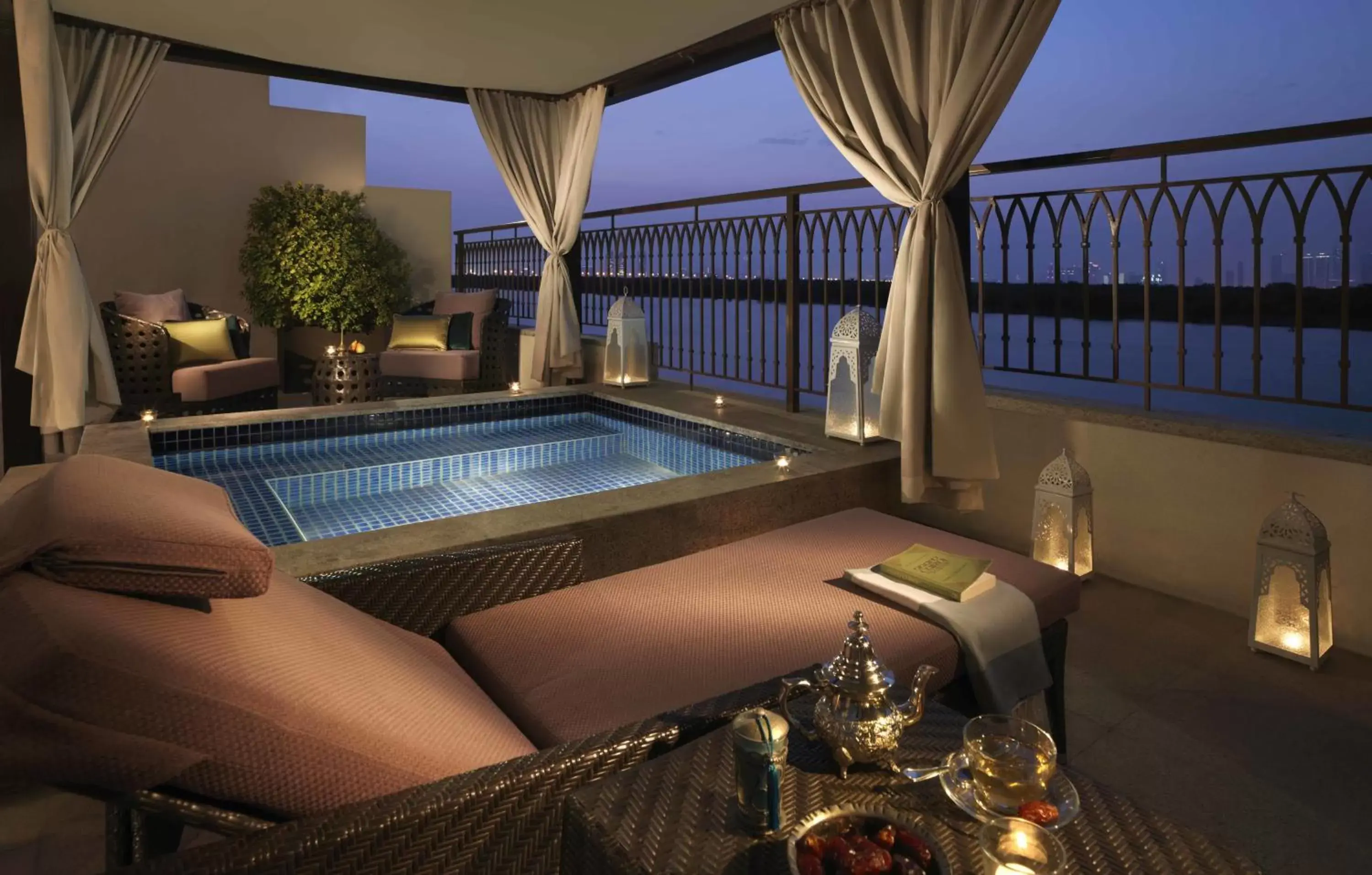 Balcony/Terrace, Swimming Pool in Anantara Eastern Mangroves Abu Dhabi