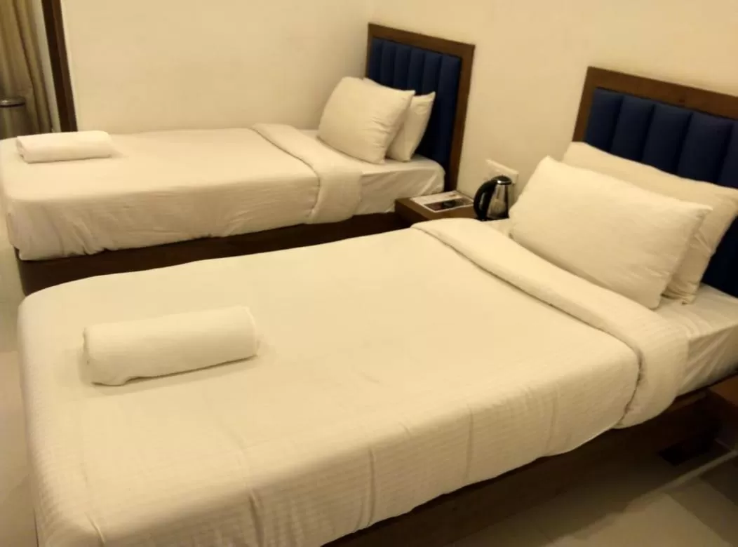 Bed in Airport Regency