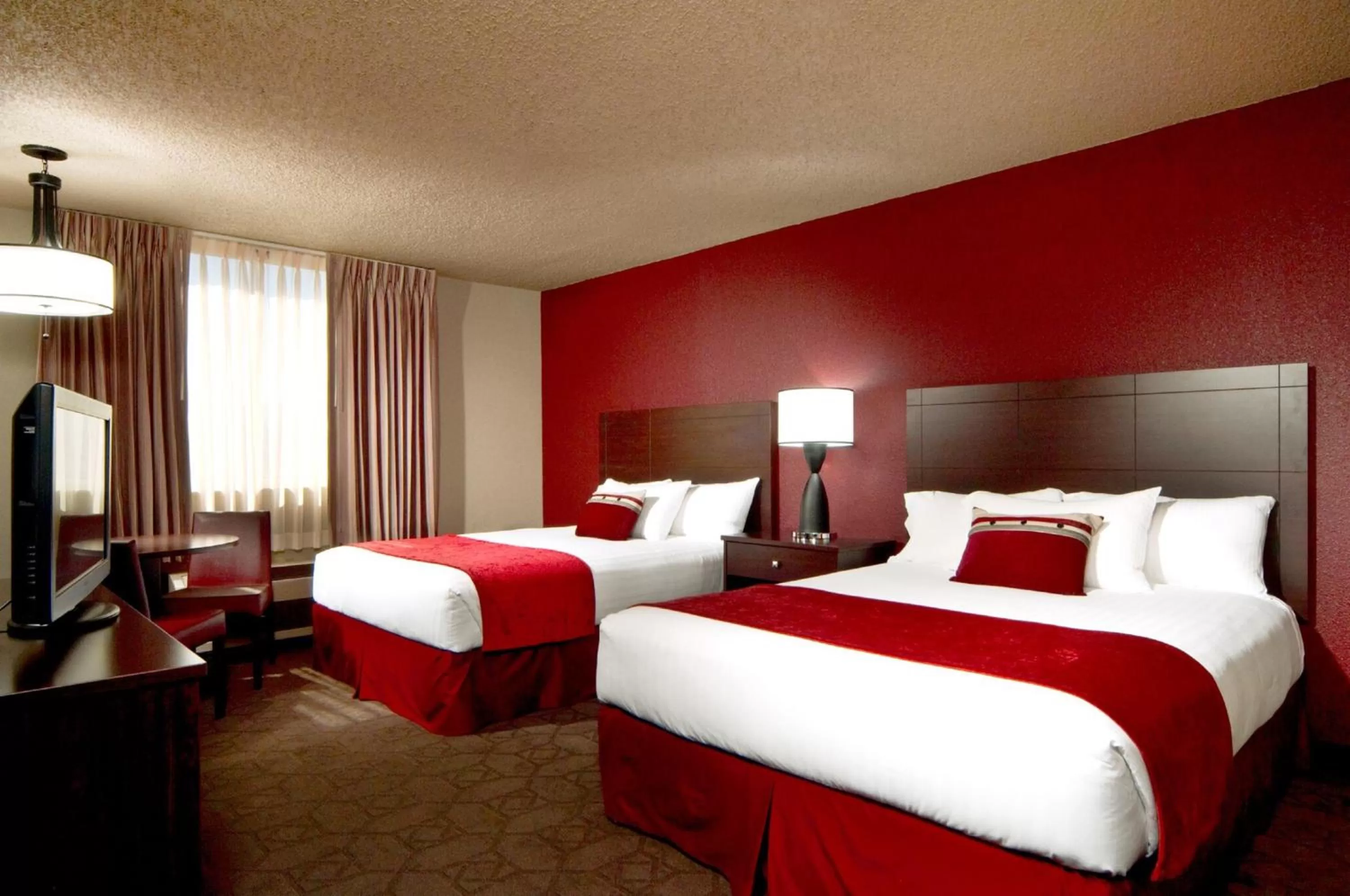 TV and multimedia, Bed in The Edgewater Hotel and Casino