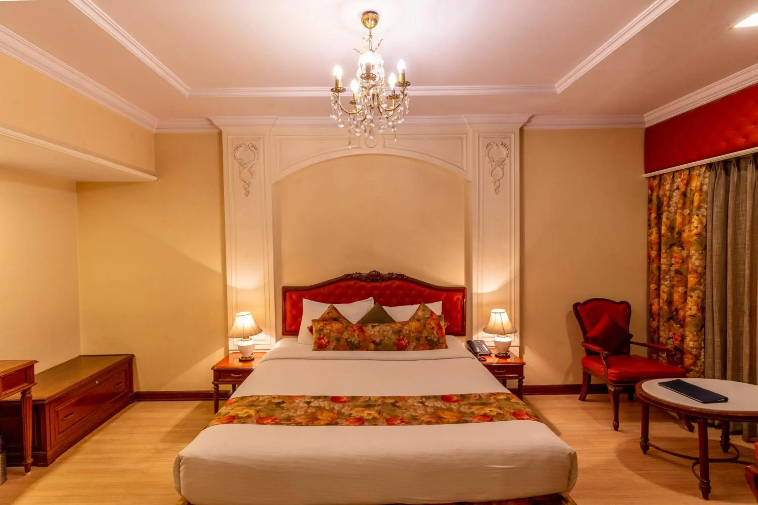 Seating area, Bed in Hotel Hardeo Seating area, Bed in Hotel Hardeo