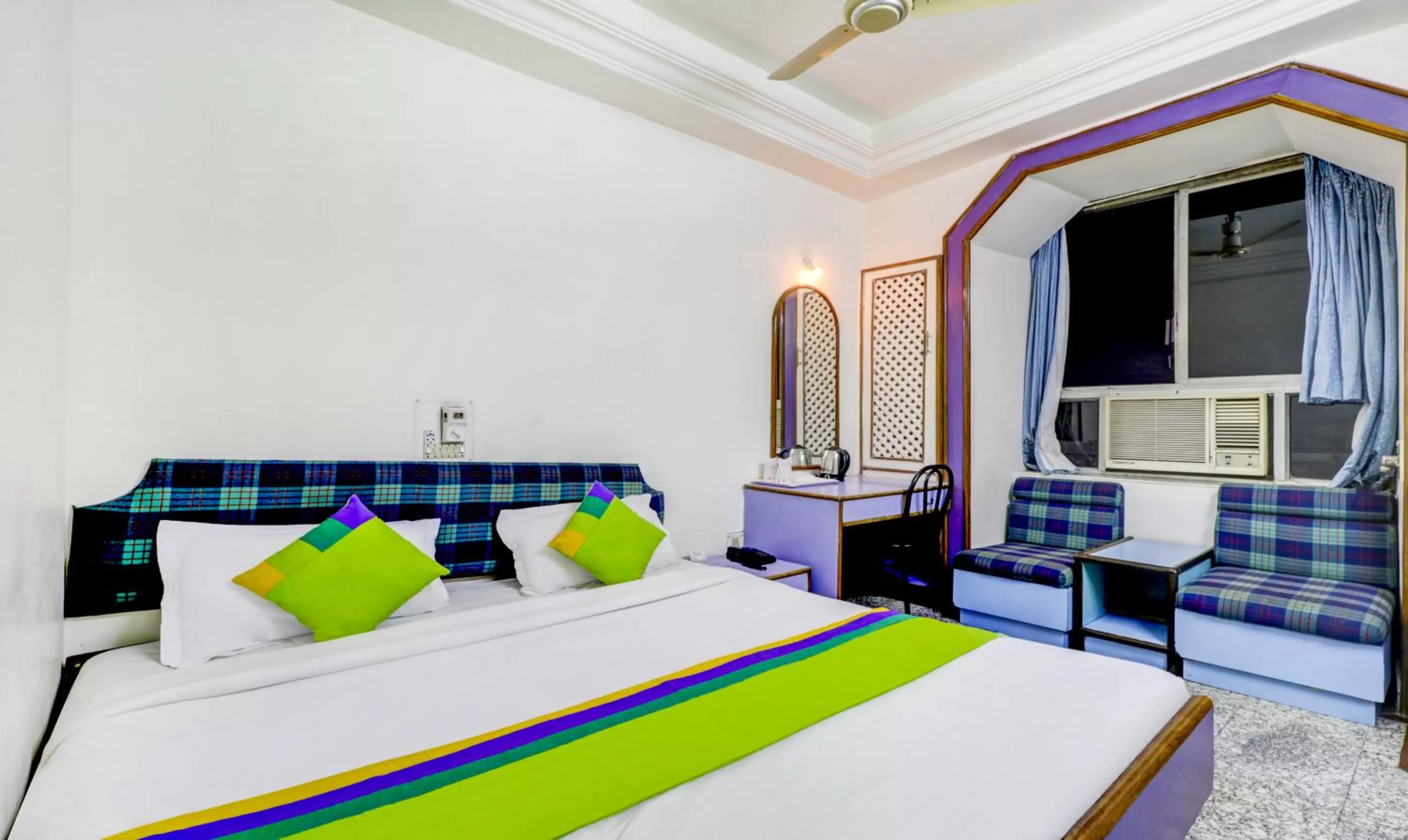 Bed in Treebo Trend Orange City