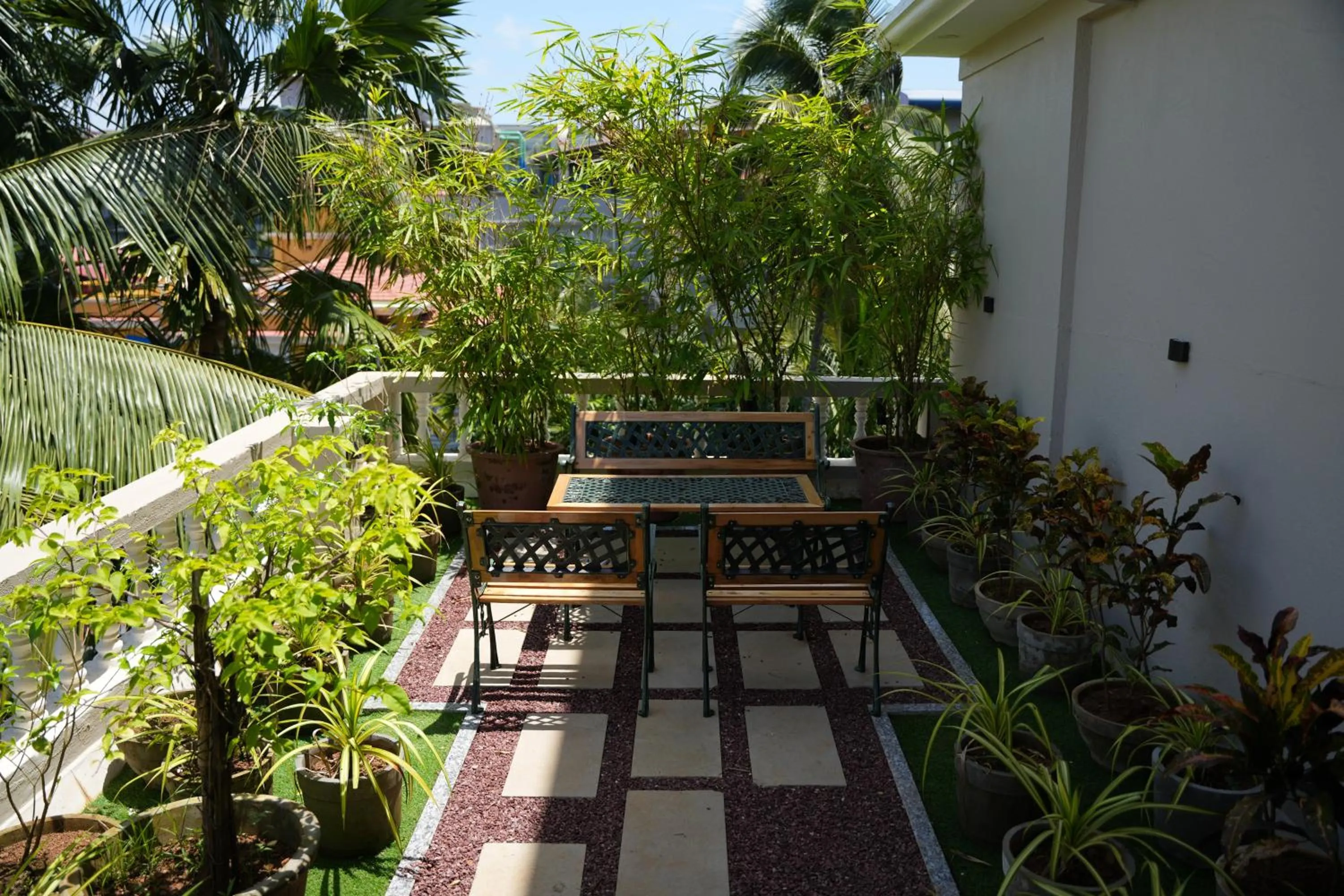 Garden in Clarion Hotel Ocean Palms Goa