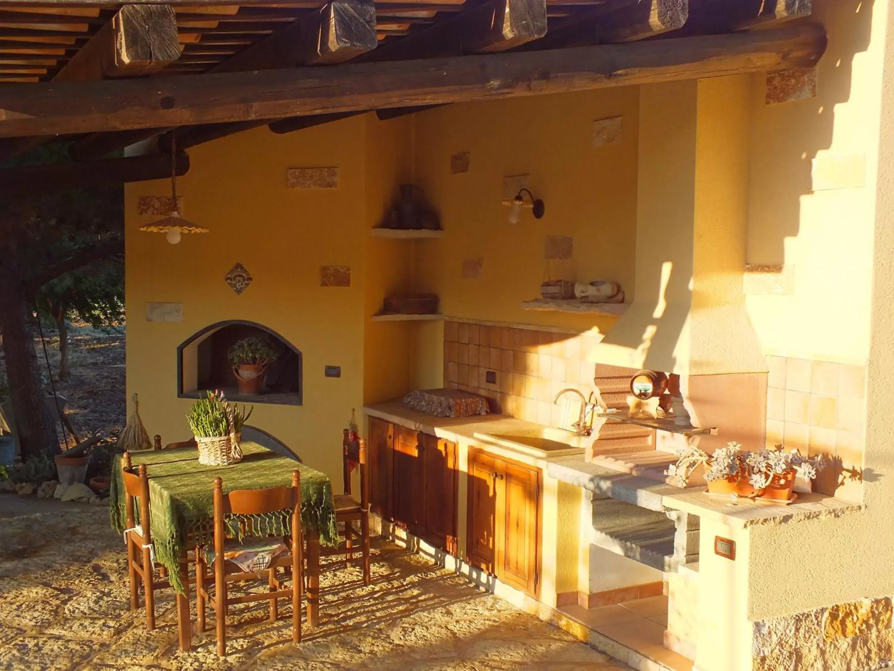 Garden, Kitchen/Kitchenette in B&B SiciliAntica