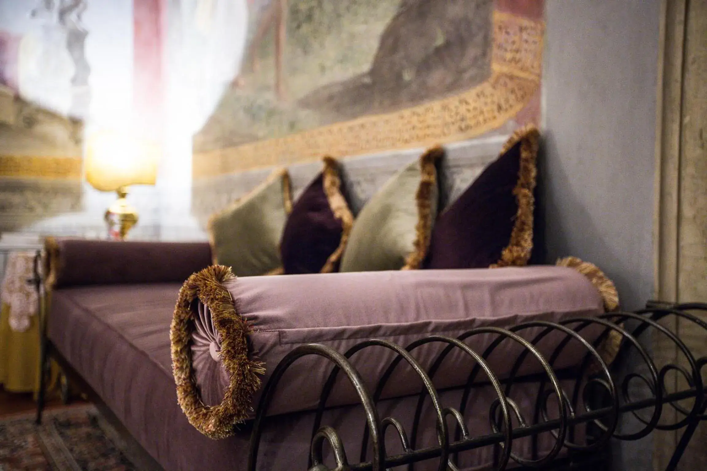Decorative detail, Bed in Hotel Burchianti