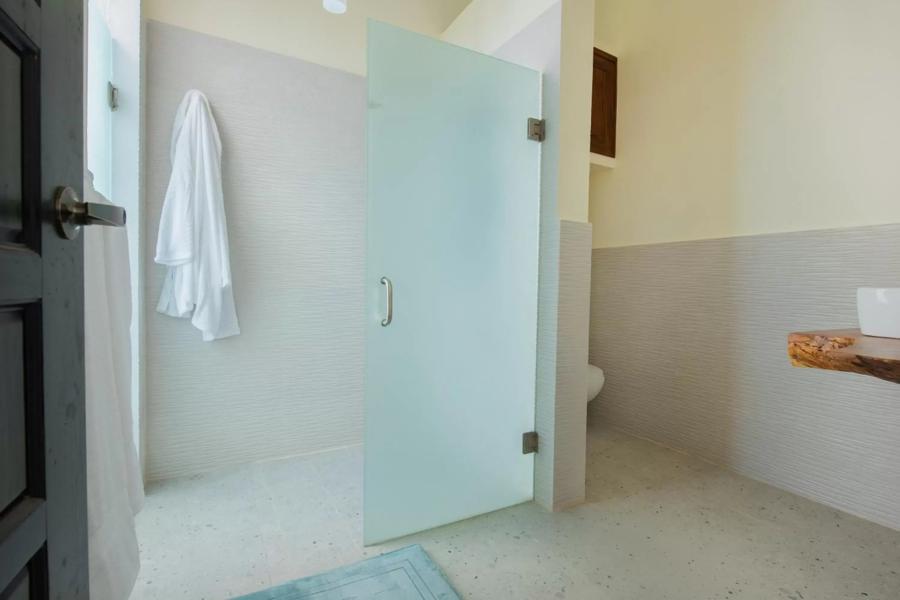 Bathroom in La Casa Blanca